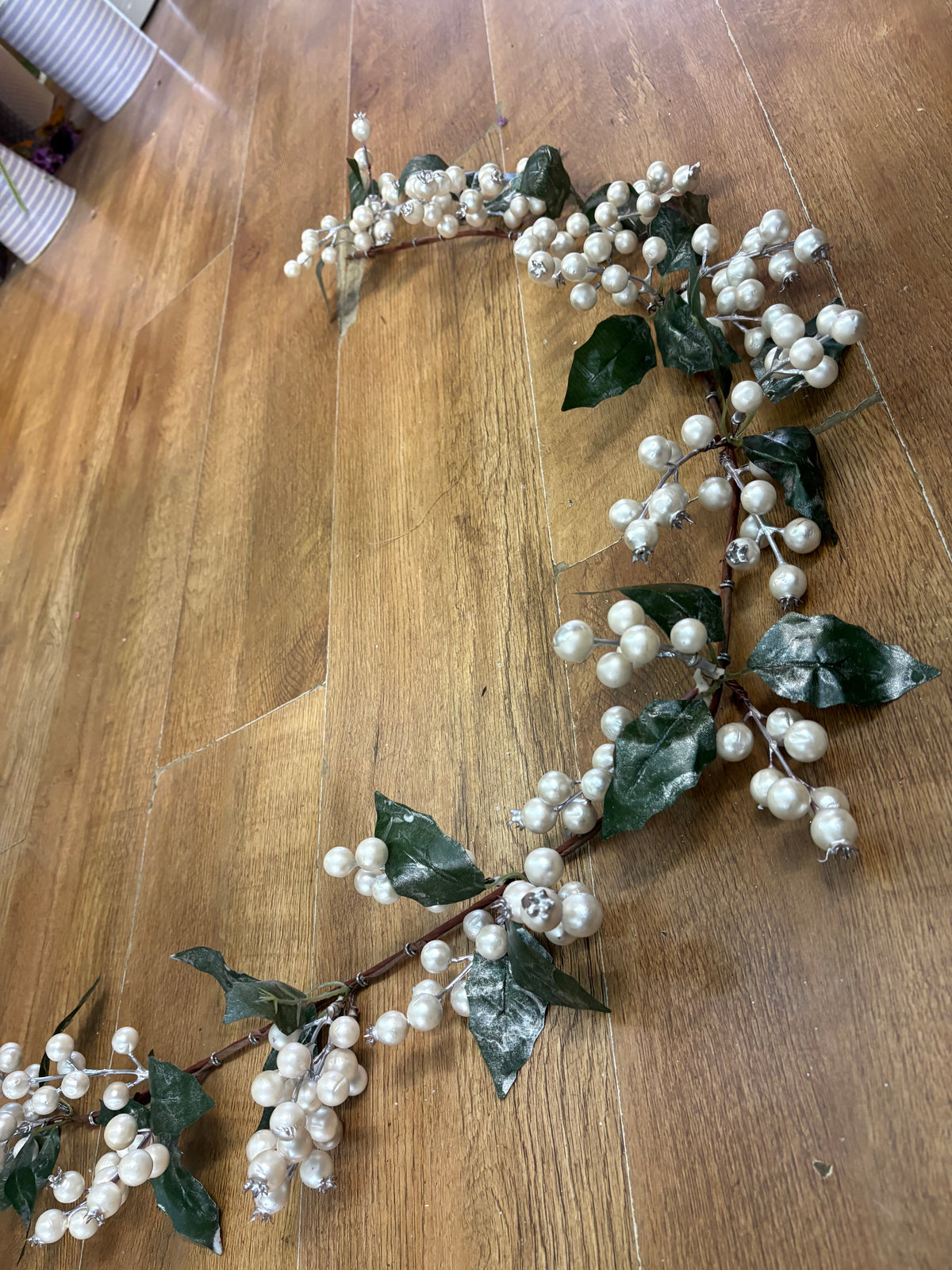 130cm pearl berry garland