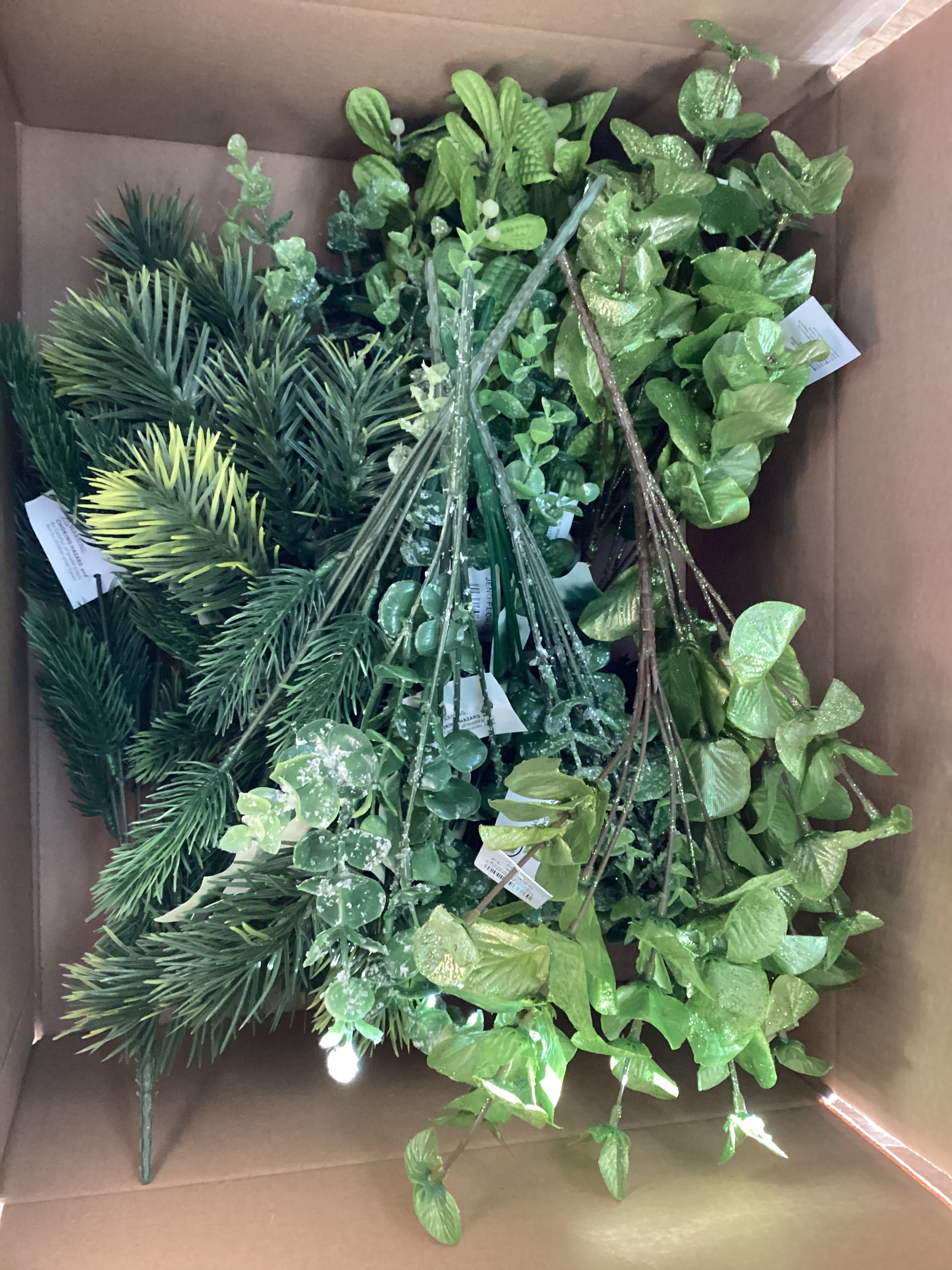 Christmas greenery 2 - 20 mixed bunches image 1