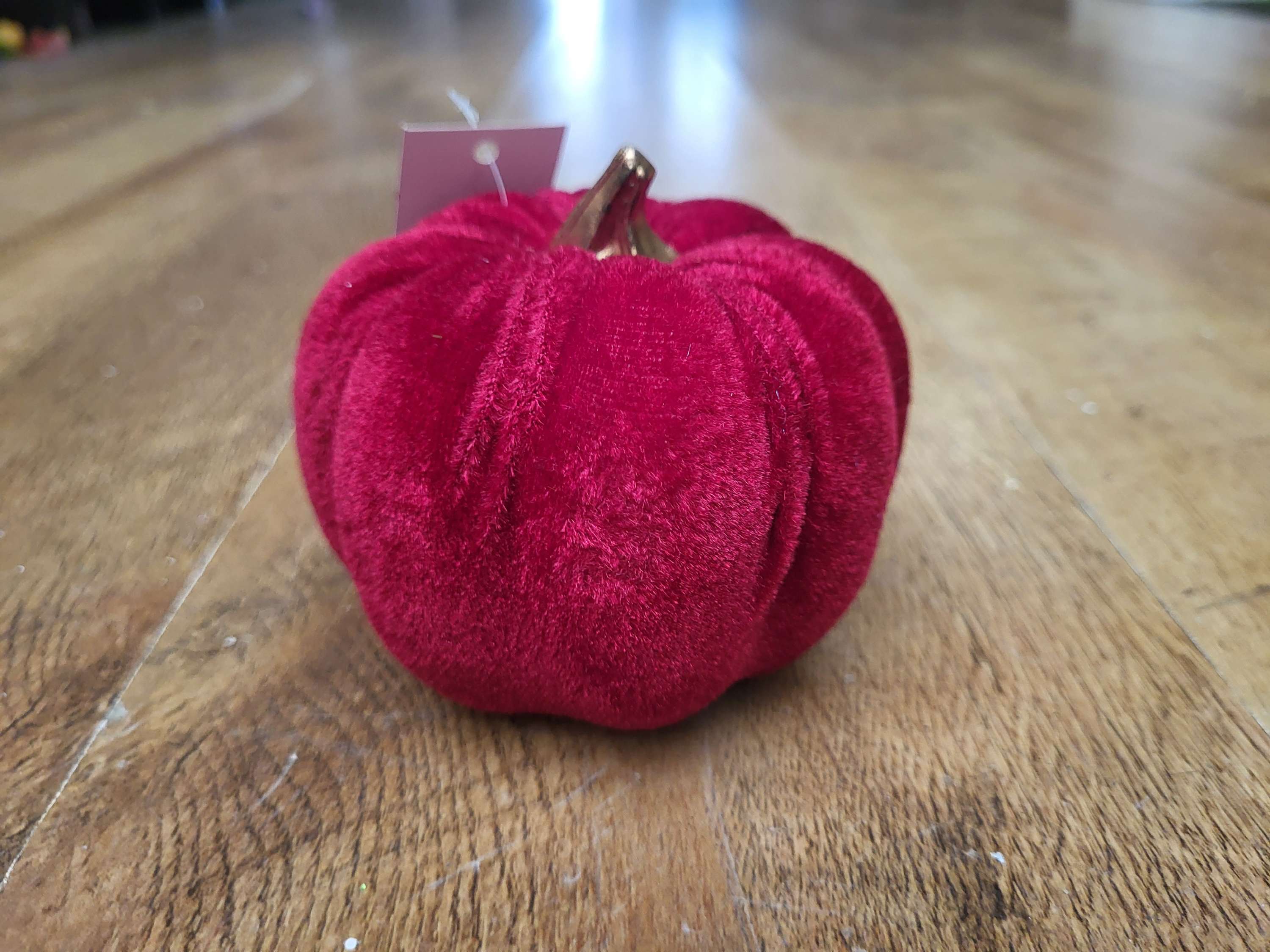 Small 10cm red velvet pumpkin image 0