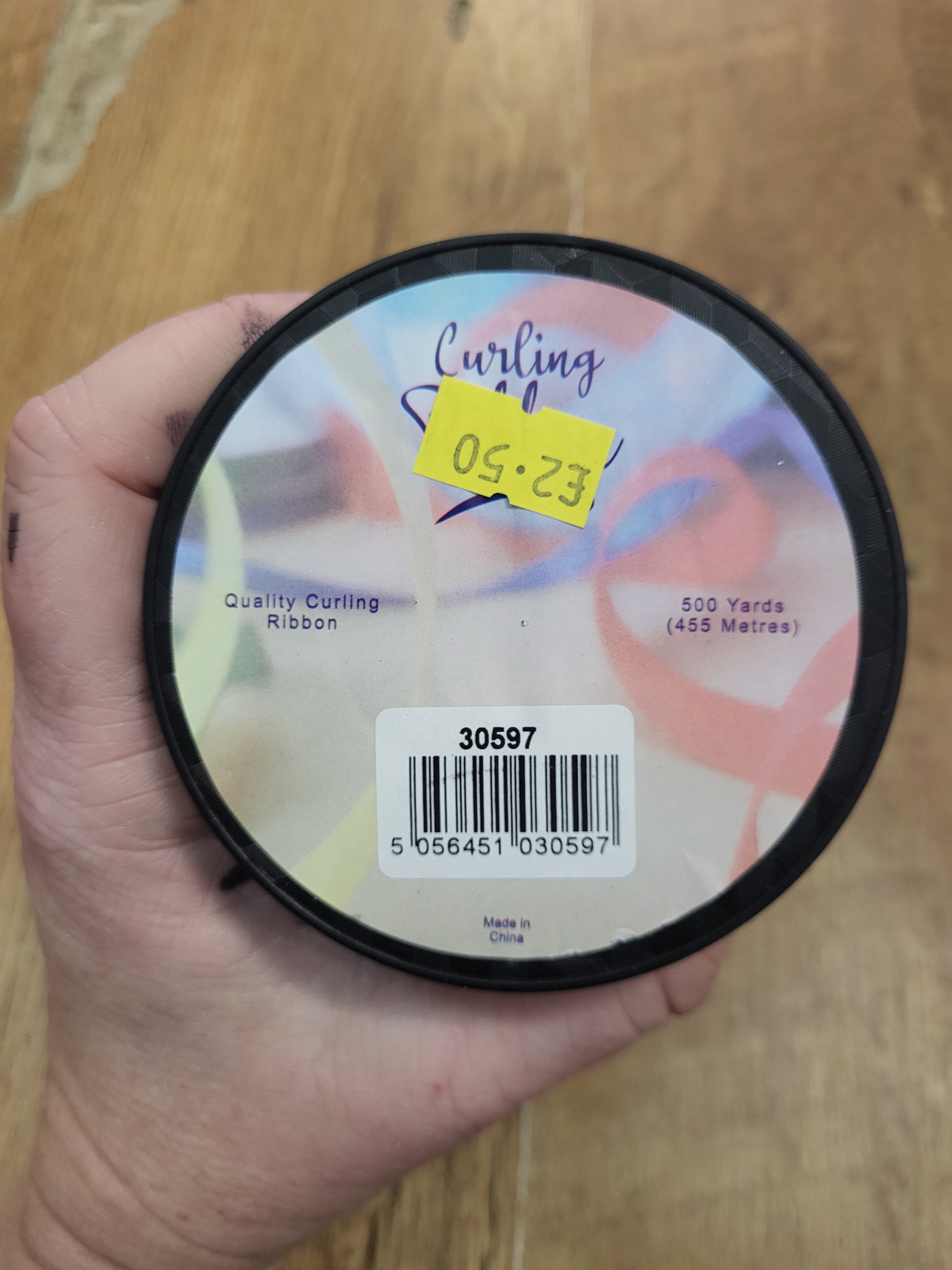 500yrd roll of curling ribbon - 2 colours available image 2