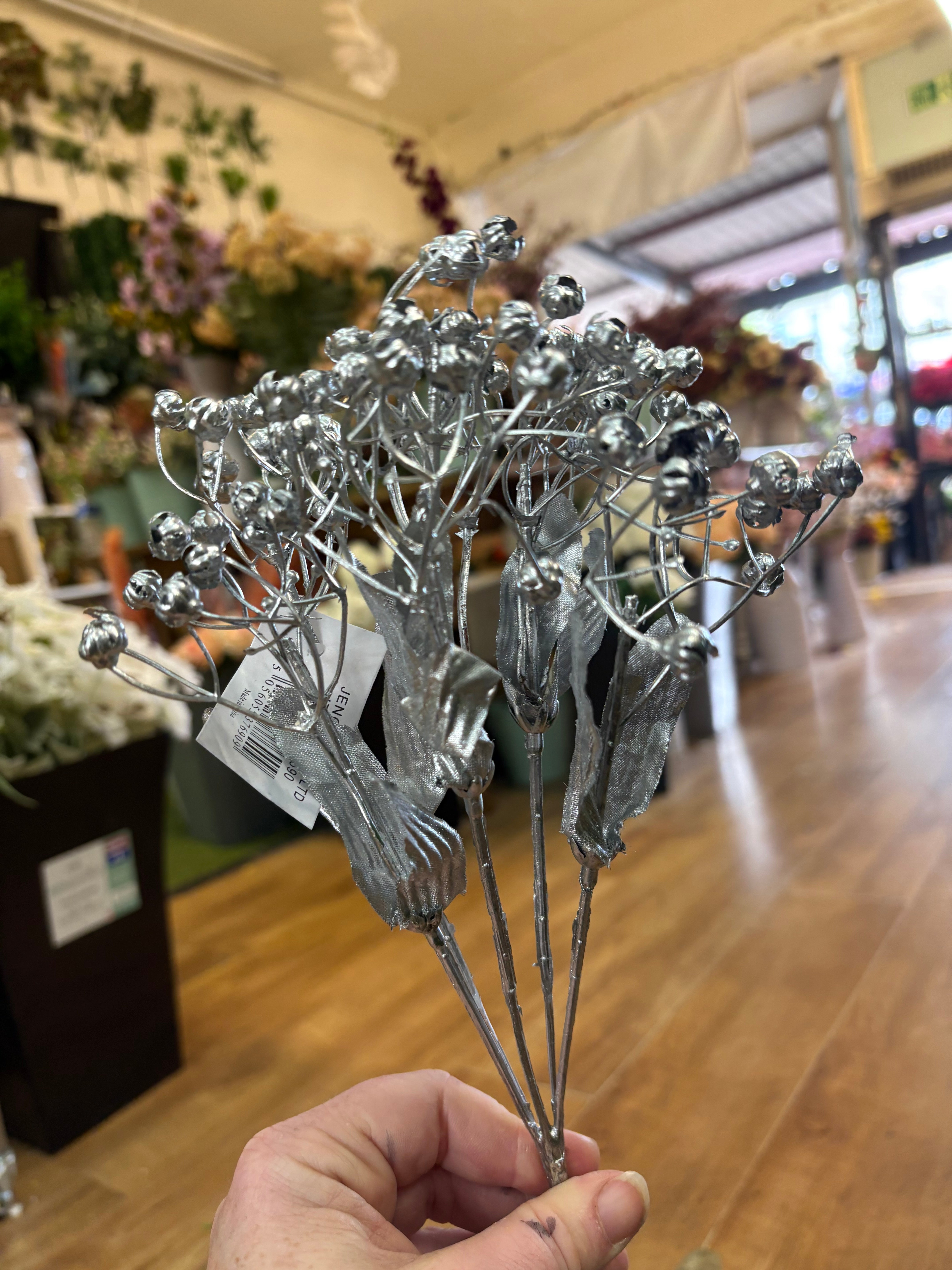 Metallic babies breath bunch - 3 colours available
