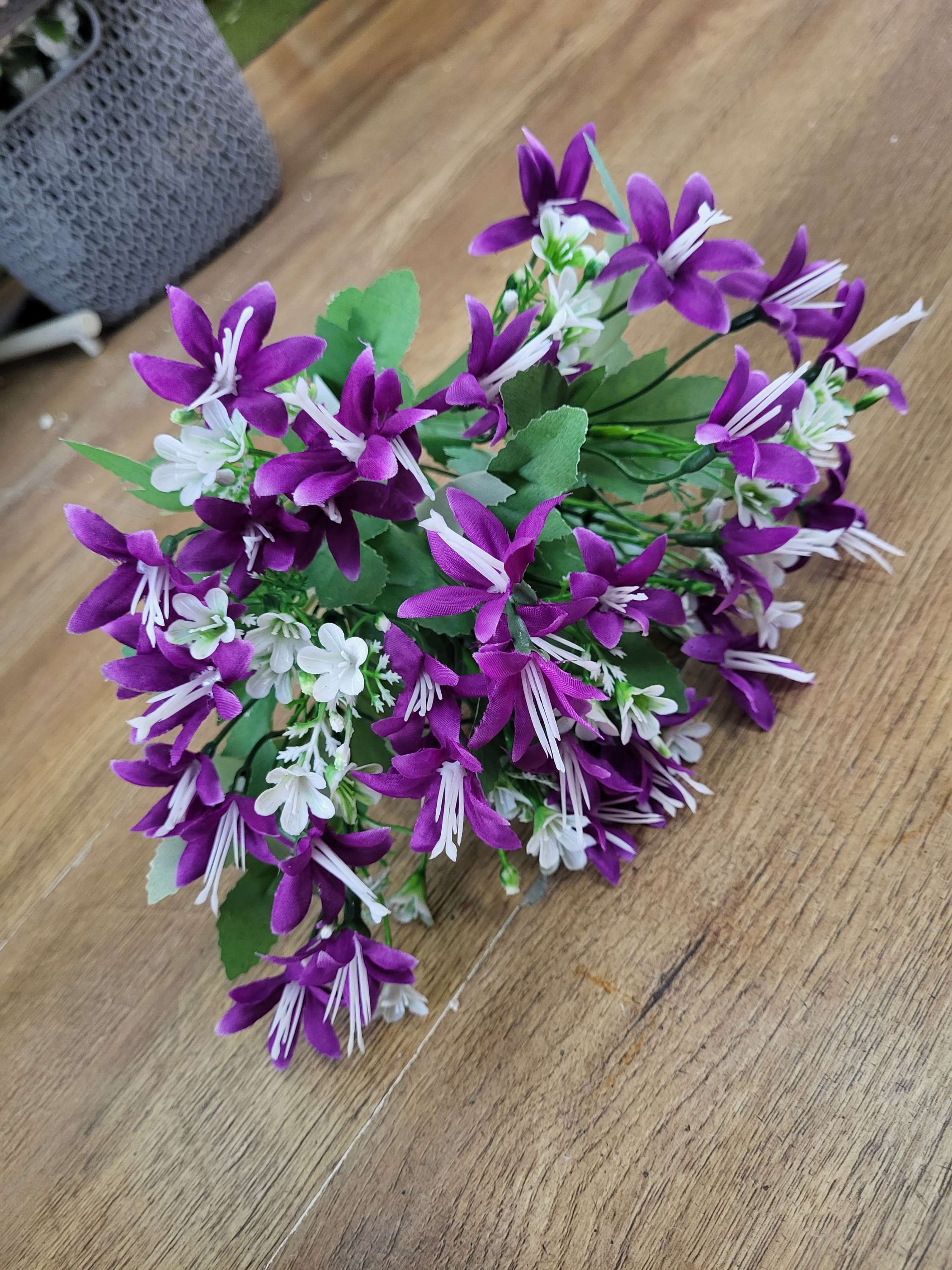 Large star blossom bunch - 4 colours available image 4