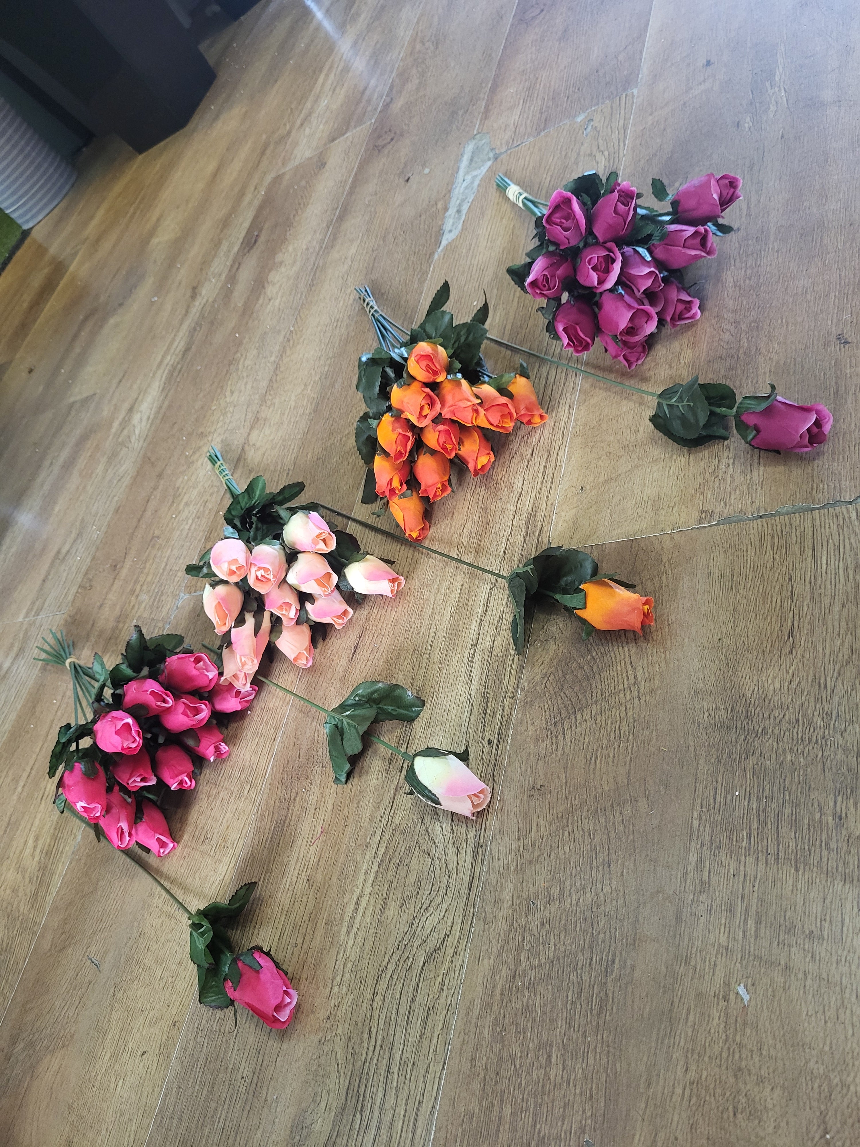 Bundle of 12 long wired rose picks - 4 colours available image 0