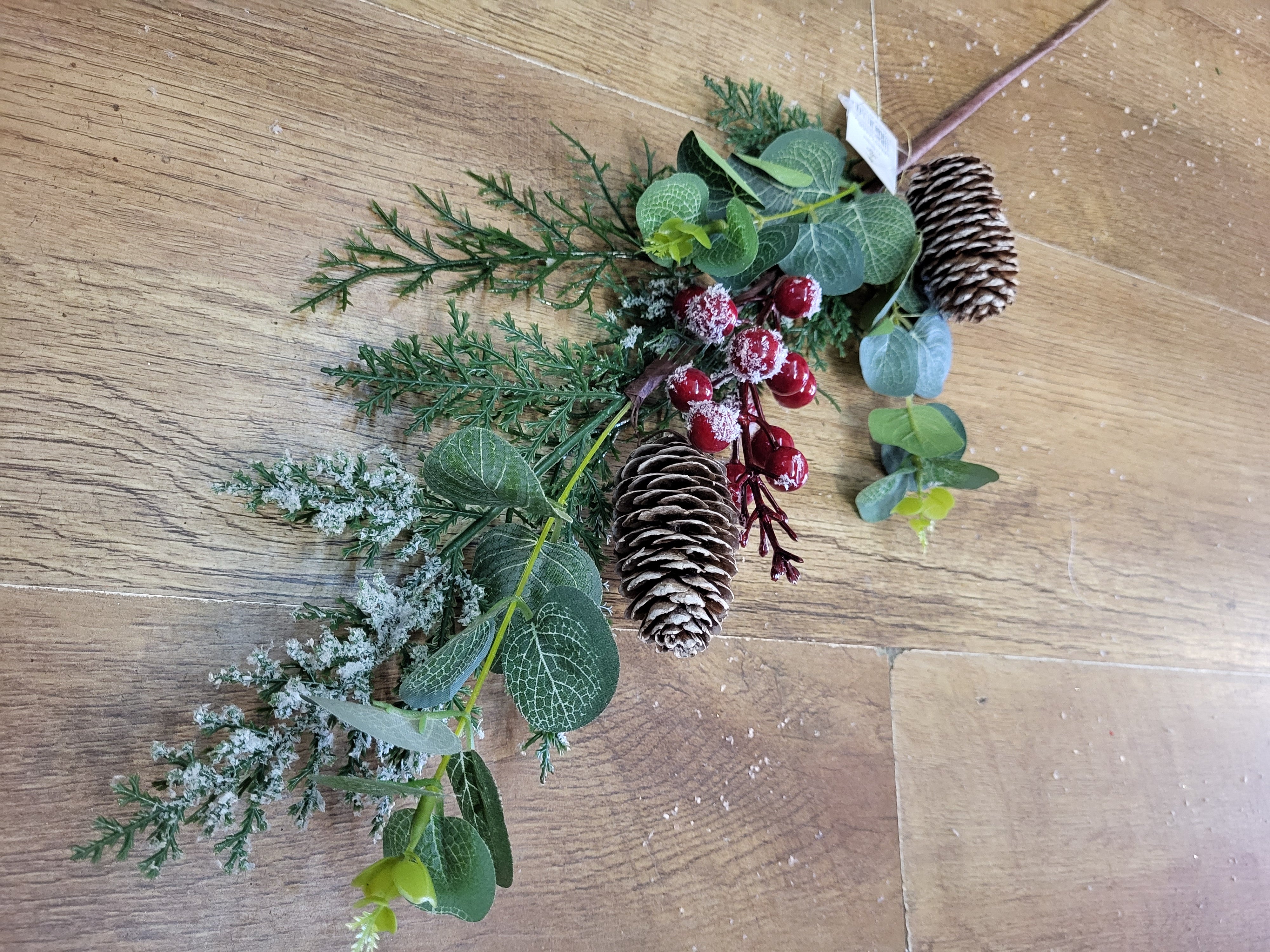73cm Long stem snowy cones, berries and foliage image 3