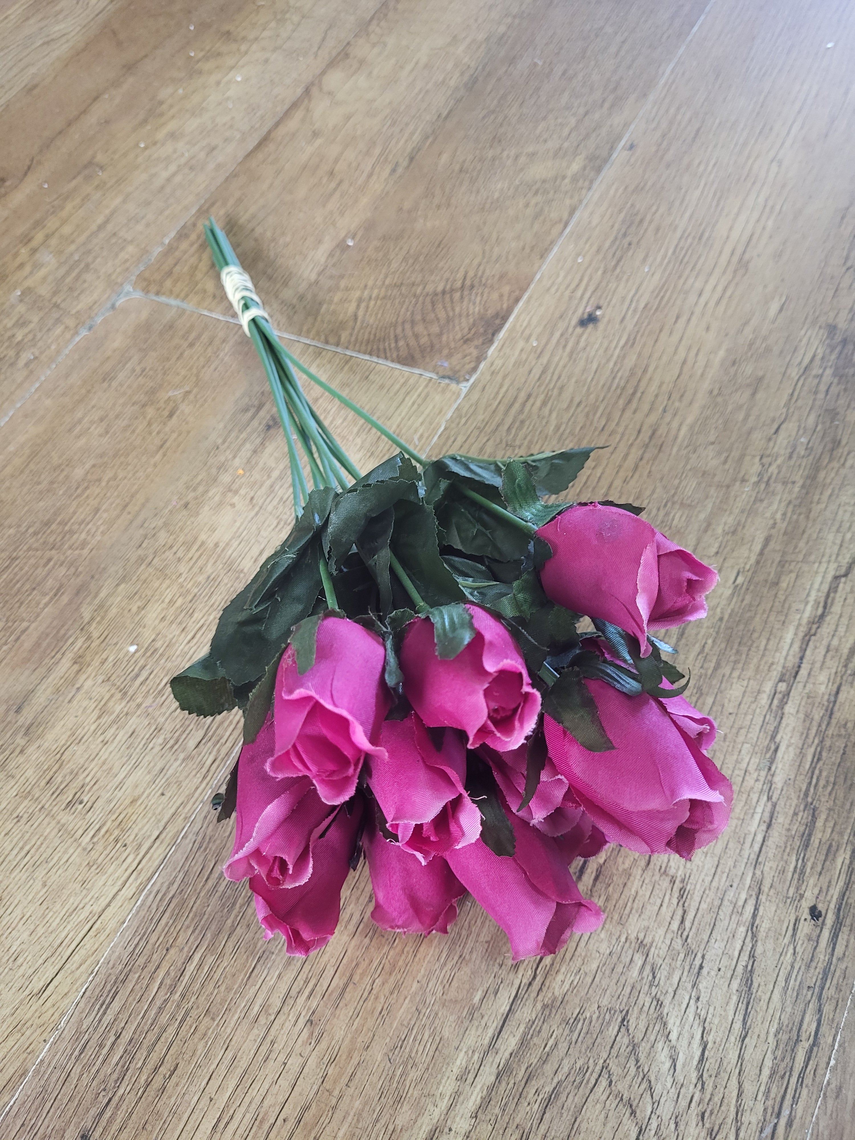 Bundle of 12 long wired rose picks - 4 colours available image 6