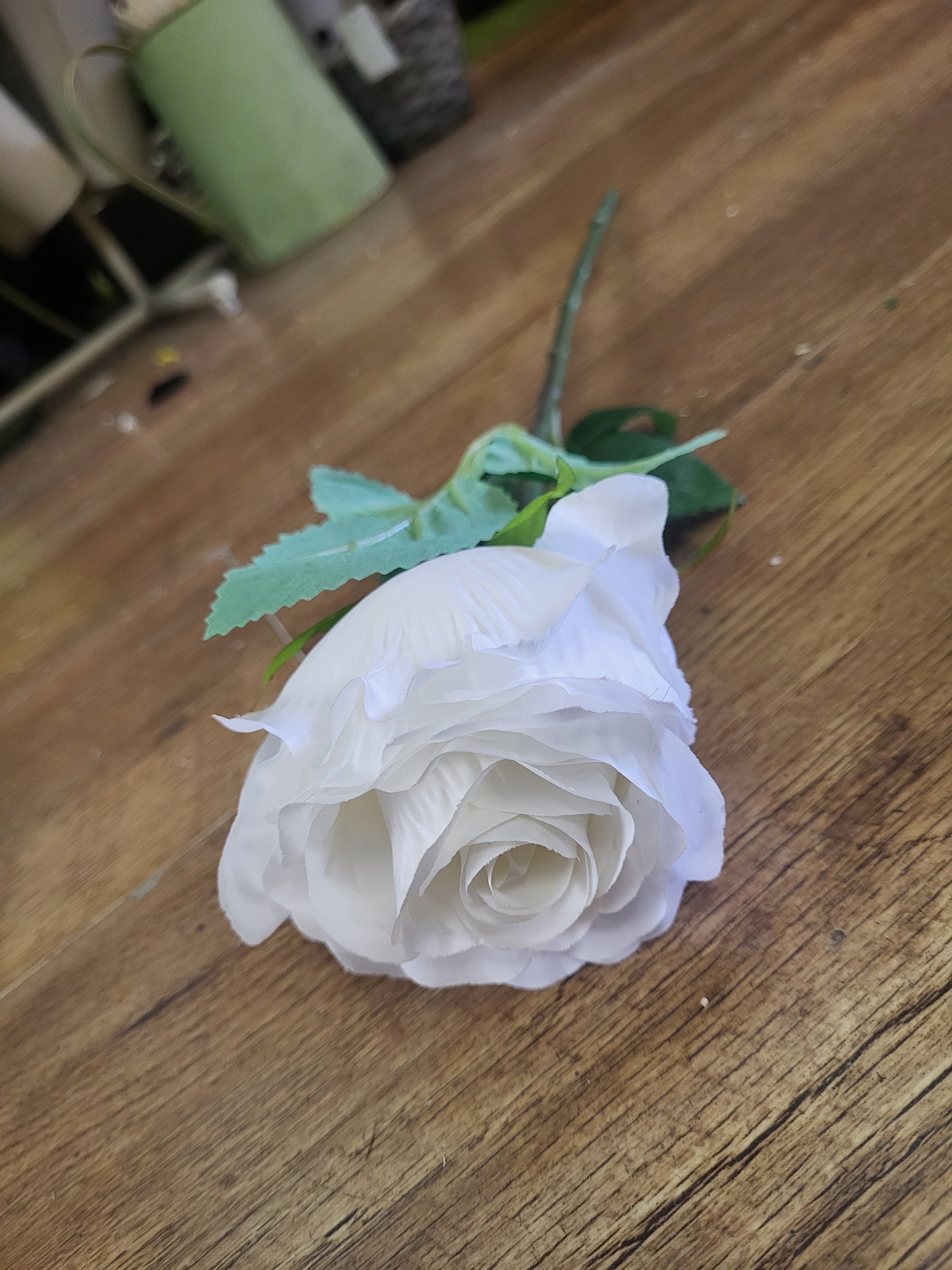 White Lila Rose  image 4