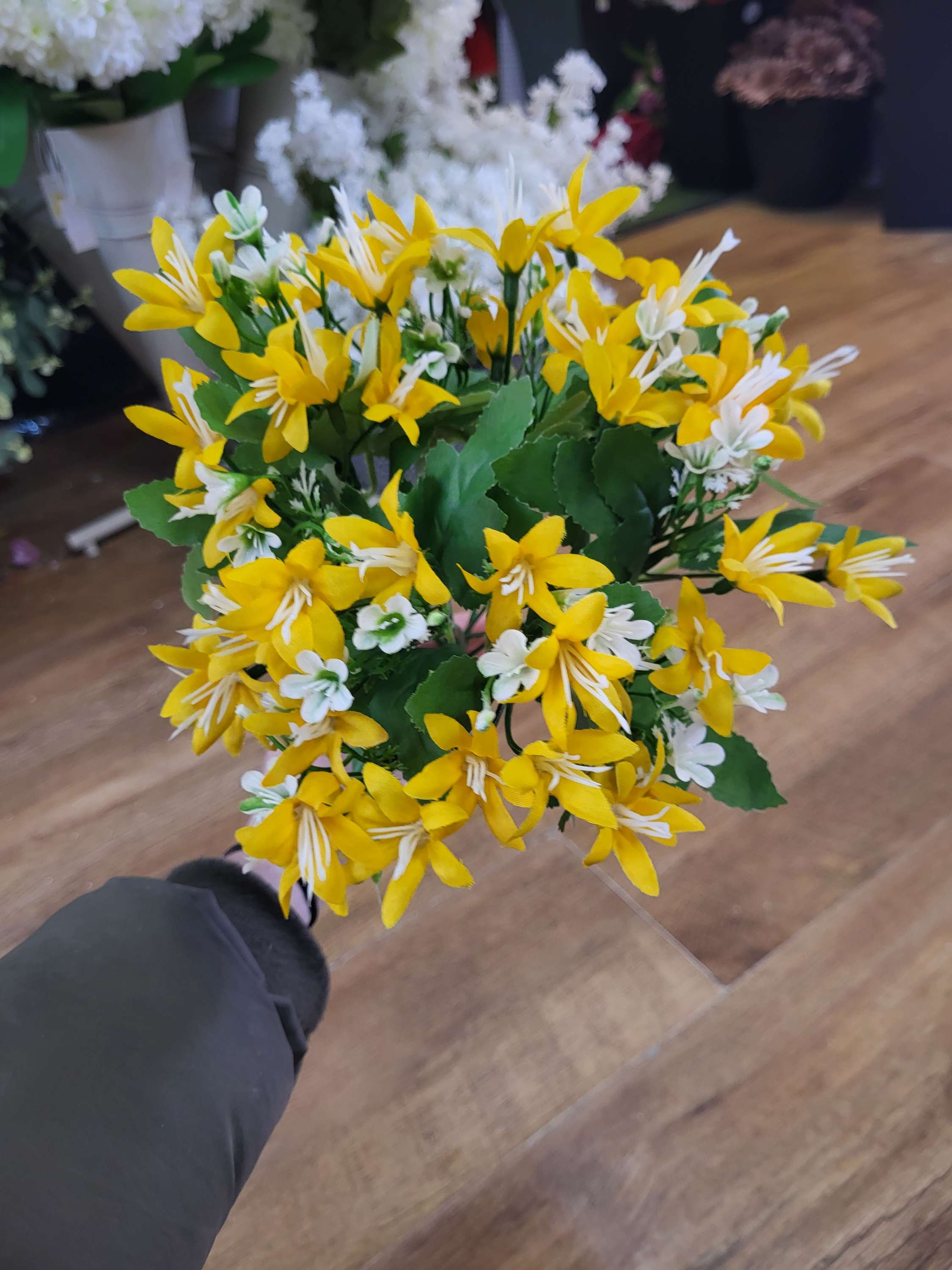 Large star blossom bunch - 4 colours available image 11