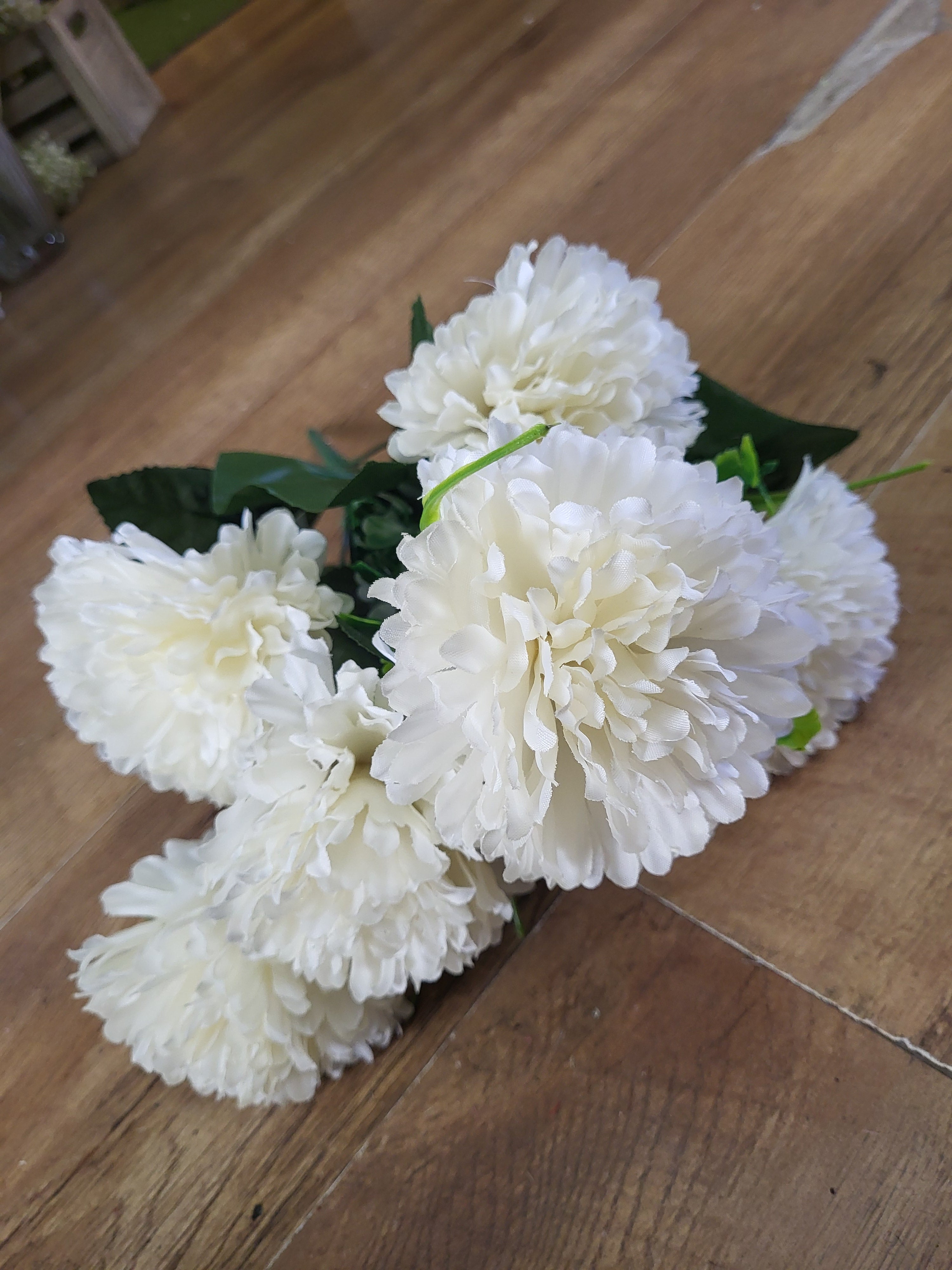 Large carnation bunch - 3 colours available image 6