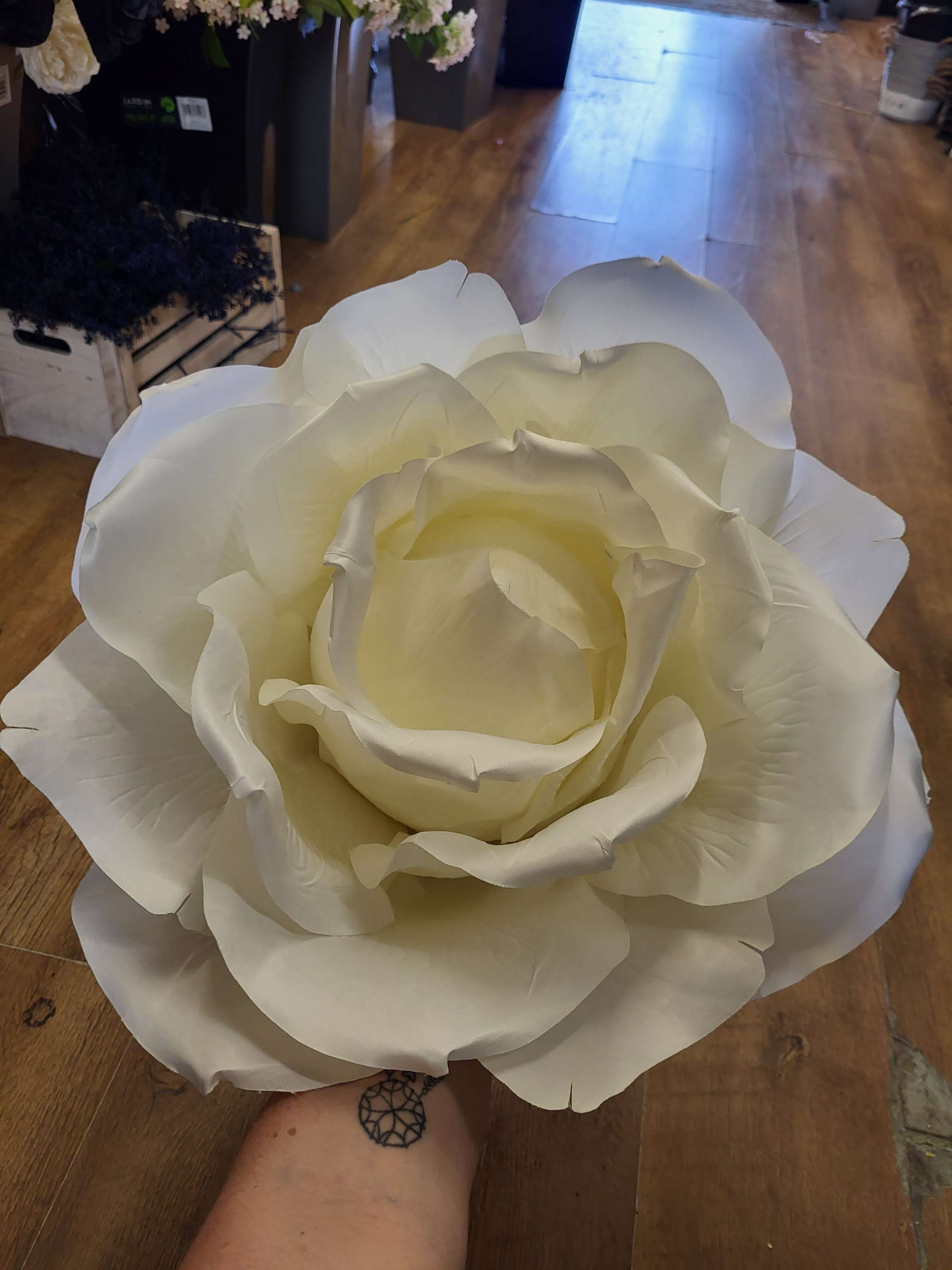 70cm ivory rose head image 2
