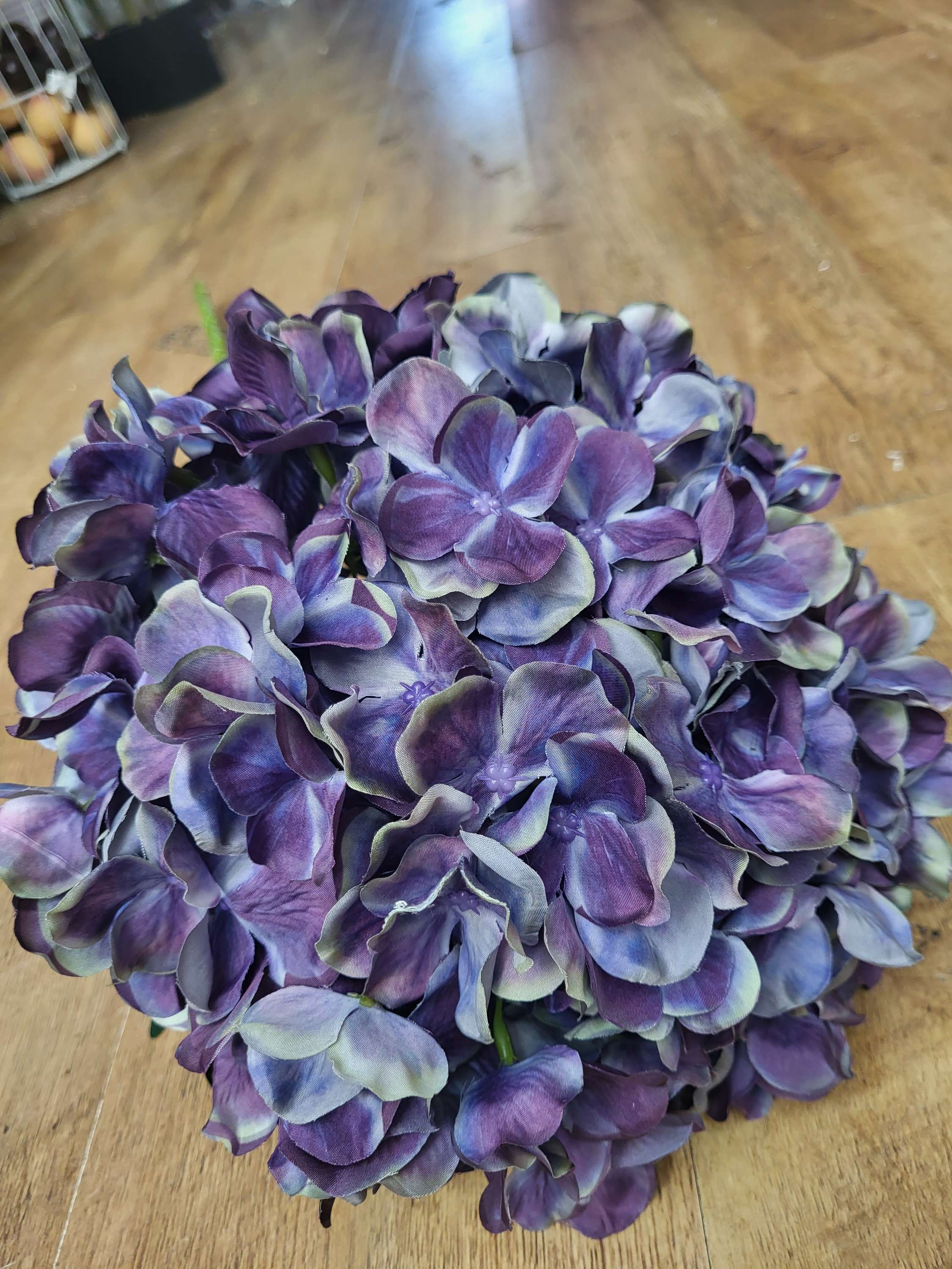 Giant head purple premium hydrangea  image 1