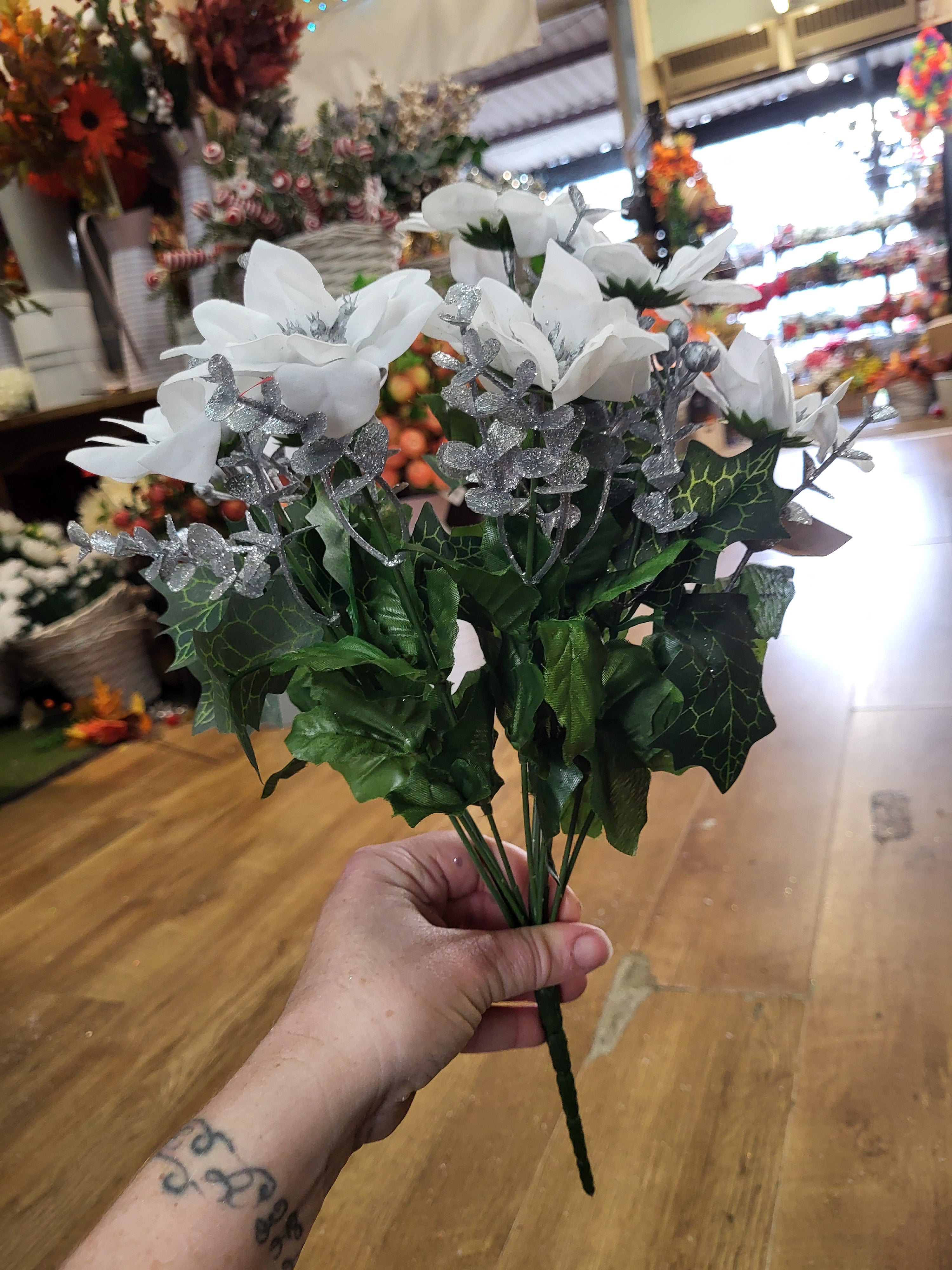 Mini velvet poinsettias and metallic eucalyptus bunch - 2 colours available image 7