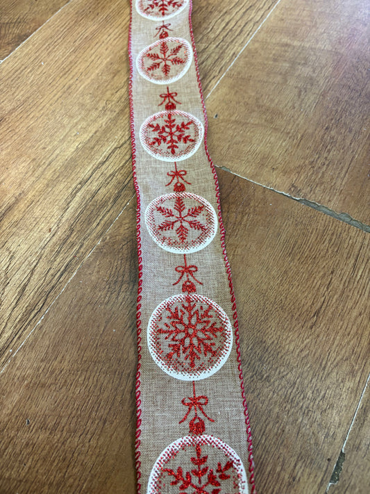 2.7m roll of wired burlap and Christmas bauble ribbon