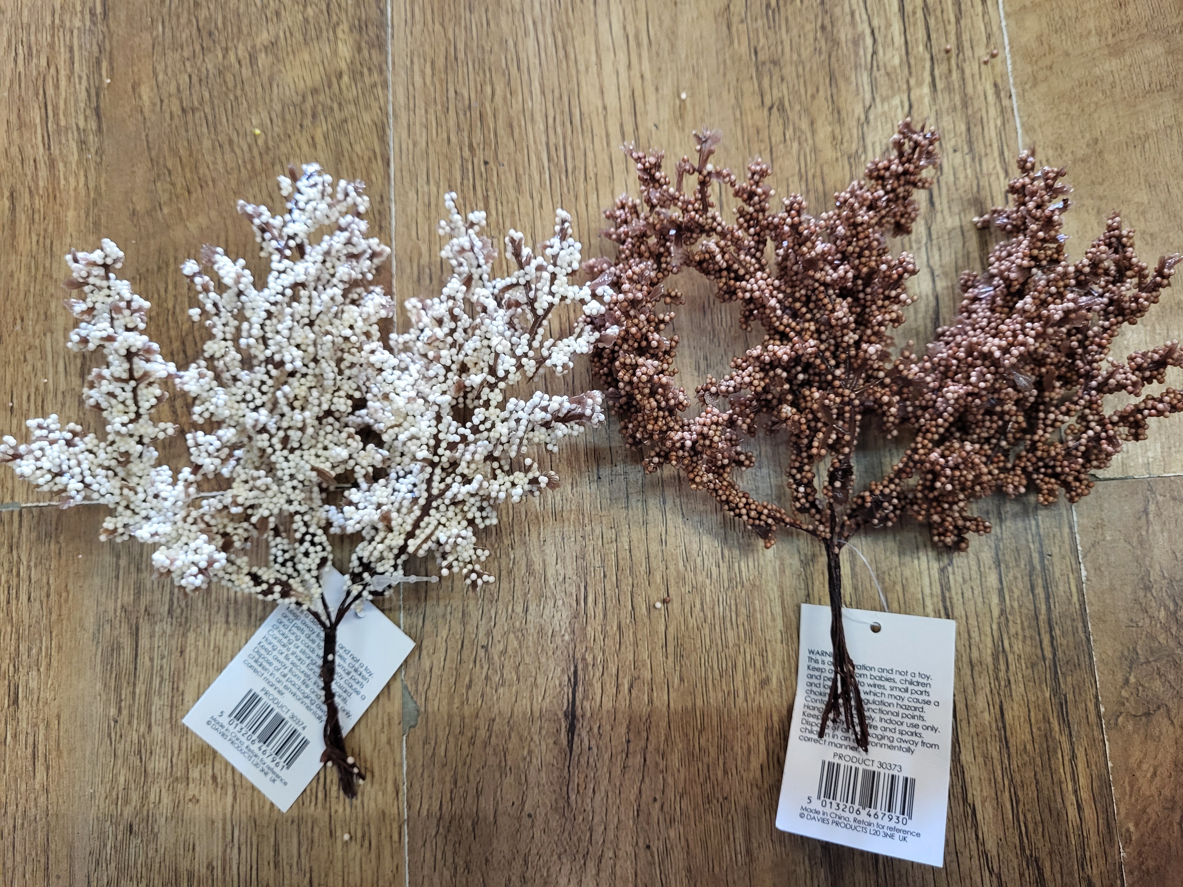 Wired Heather stems (5 wires on each) - 2 colours available image 2