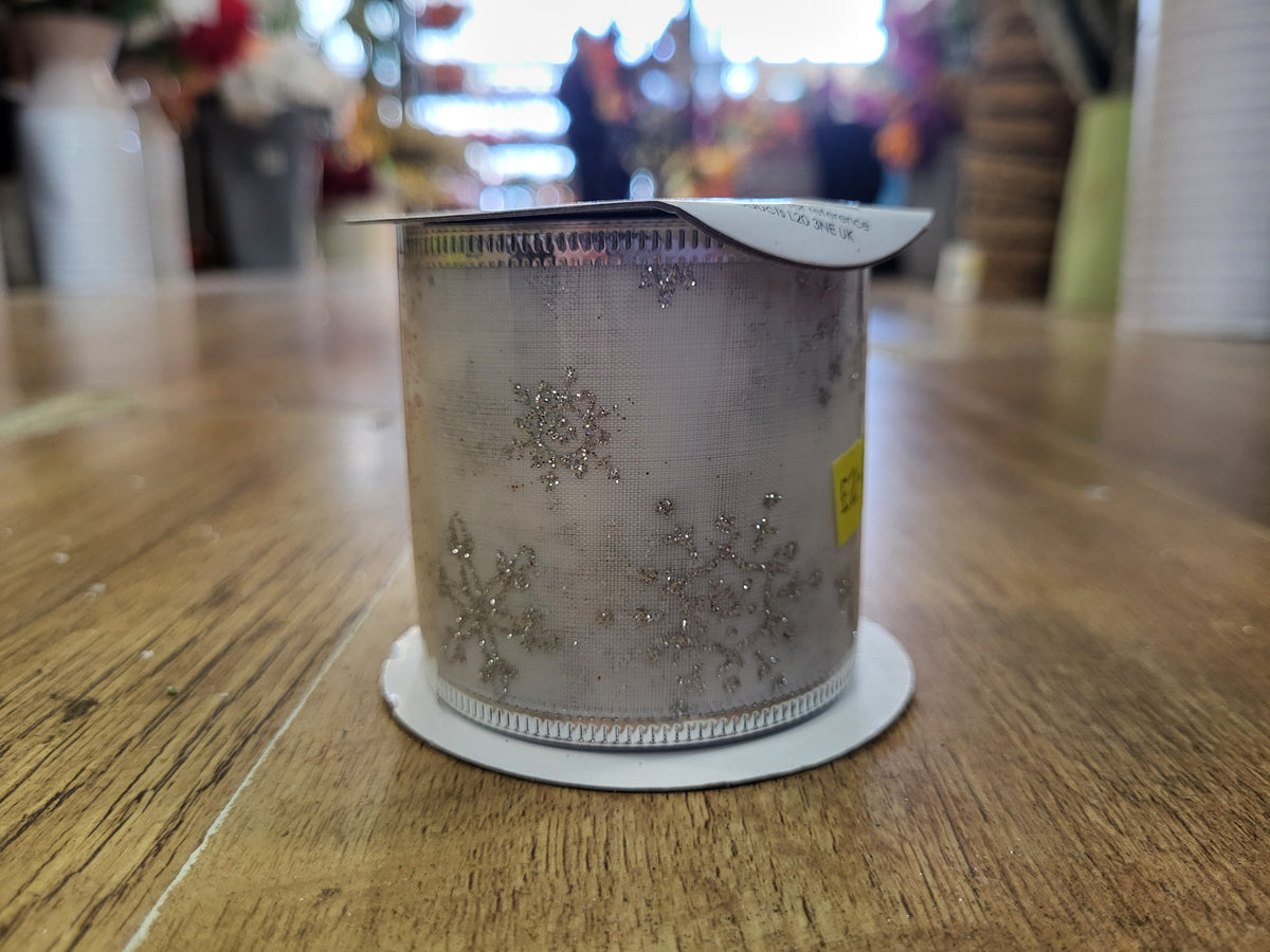 2.7m approx. roll of white/silver snowflake wired ribbon image 2