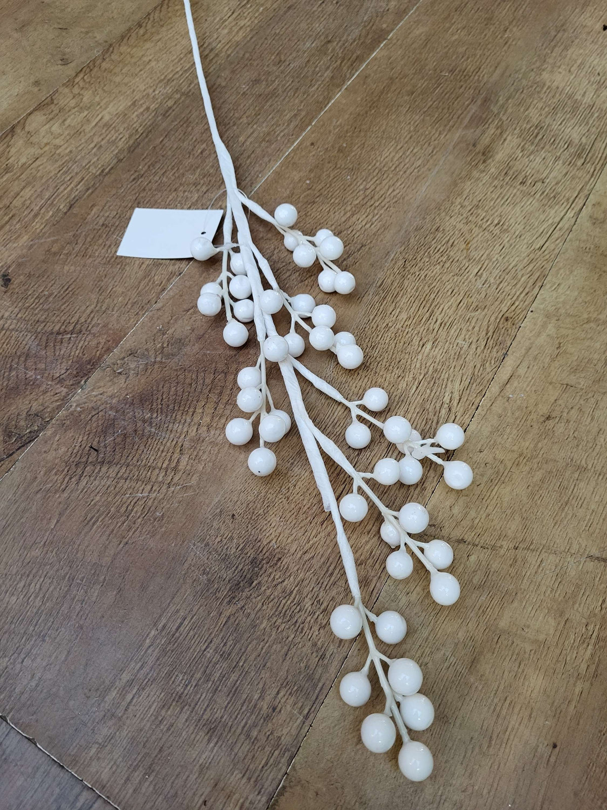 Bundle of 8 white berry stems image 2