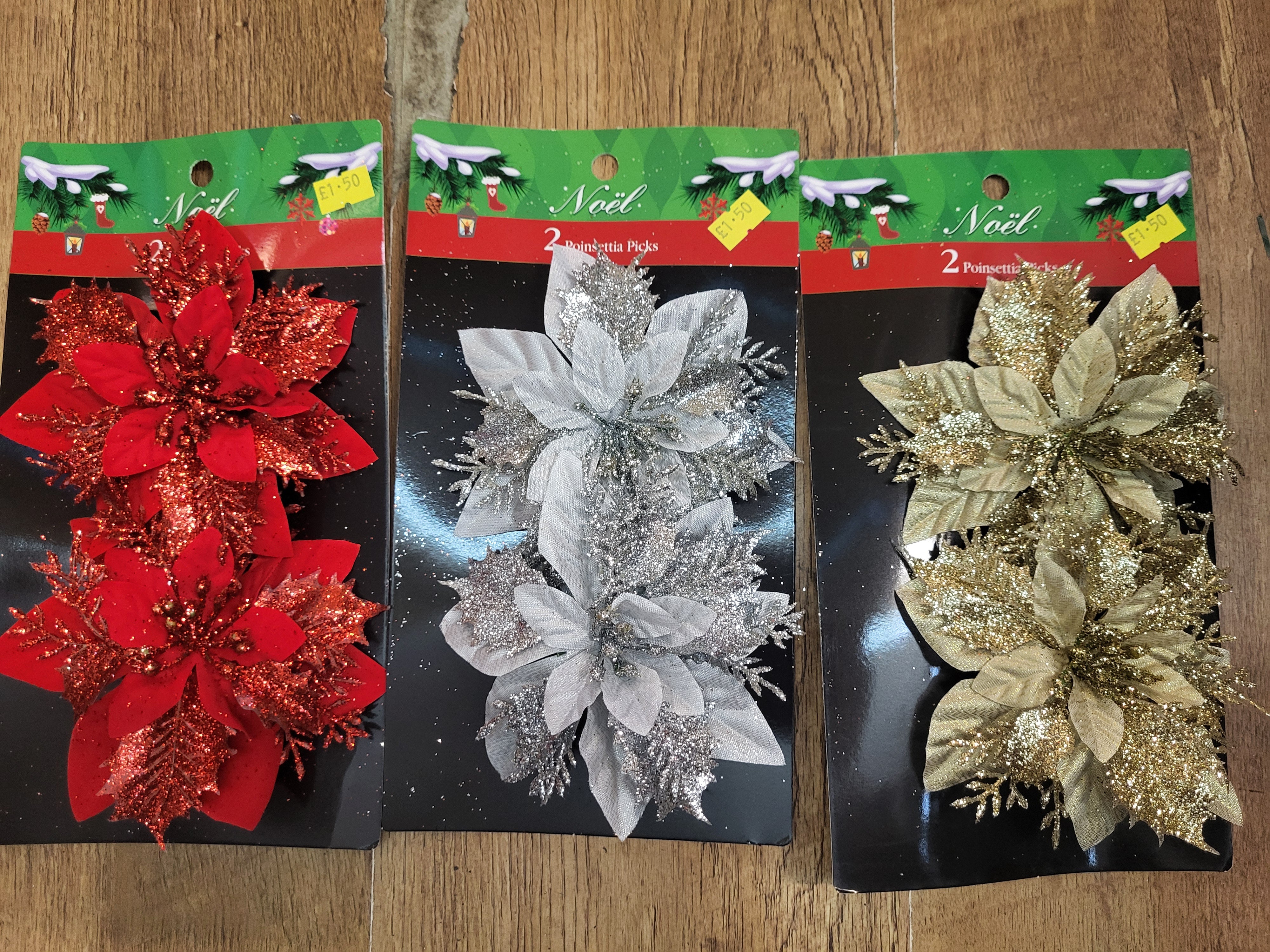 Pack of 2 clip on glittered poinsettias - 3 colours available image 0