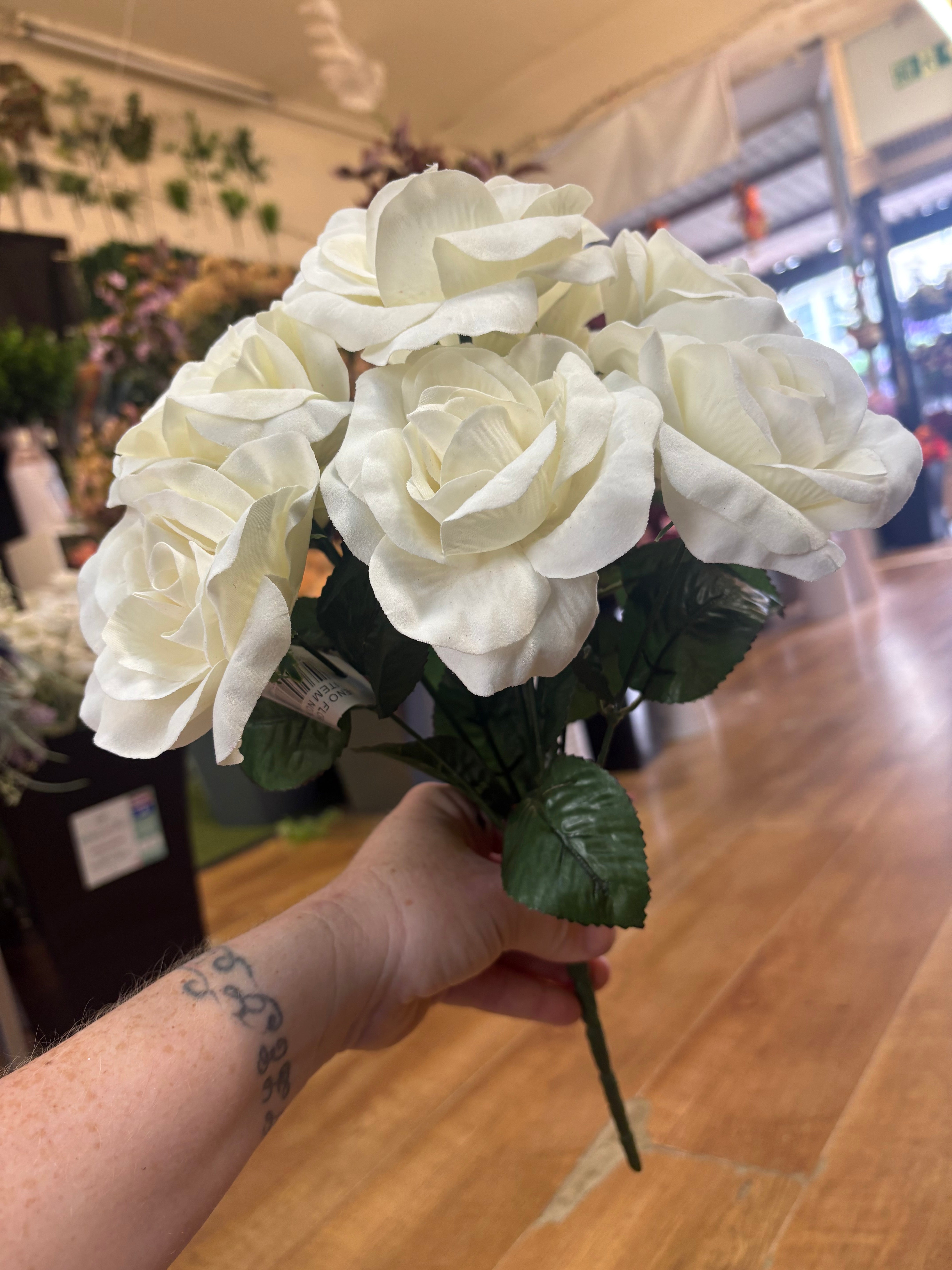 Ivory velvet rose bouquet