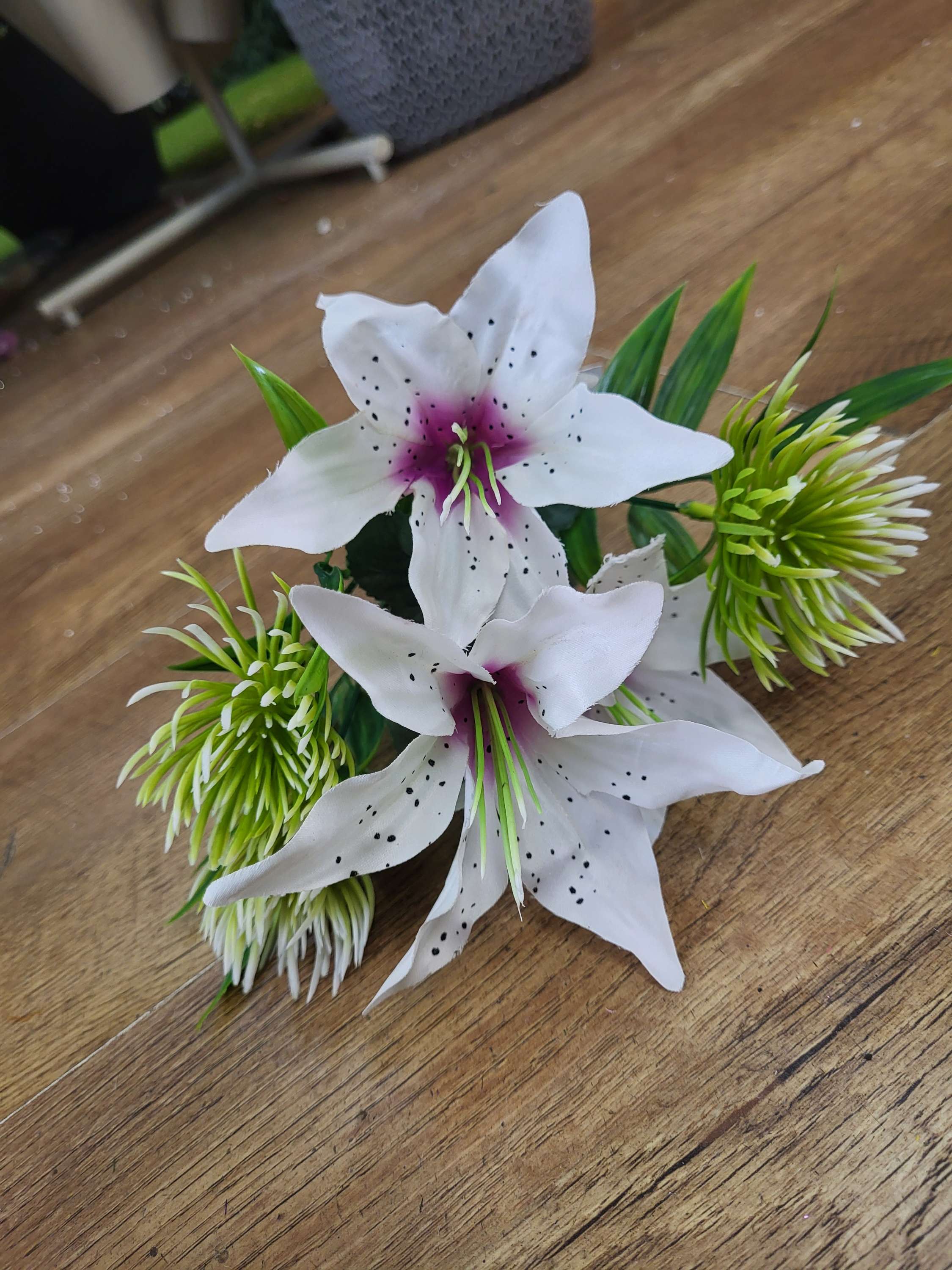 Tiger lily and allium bunch - 6 colours available image 4