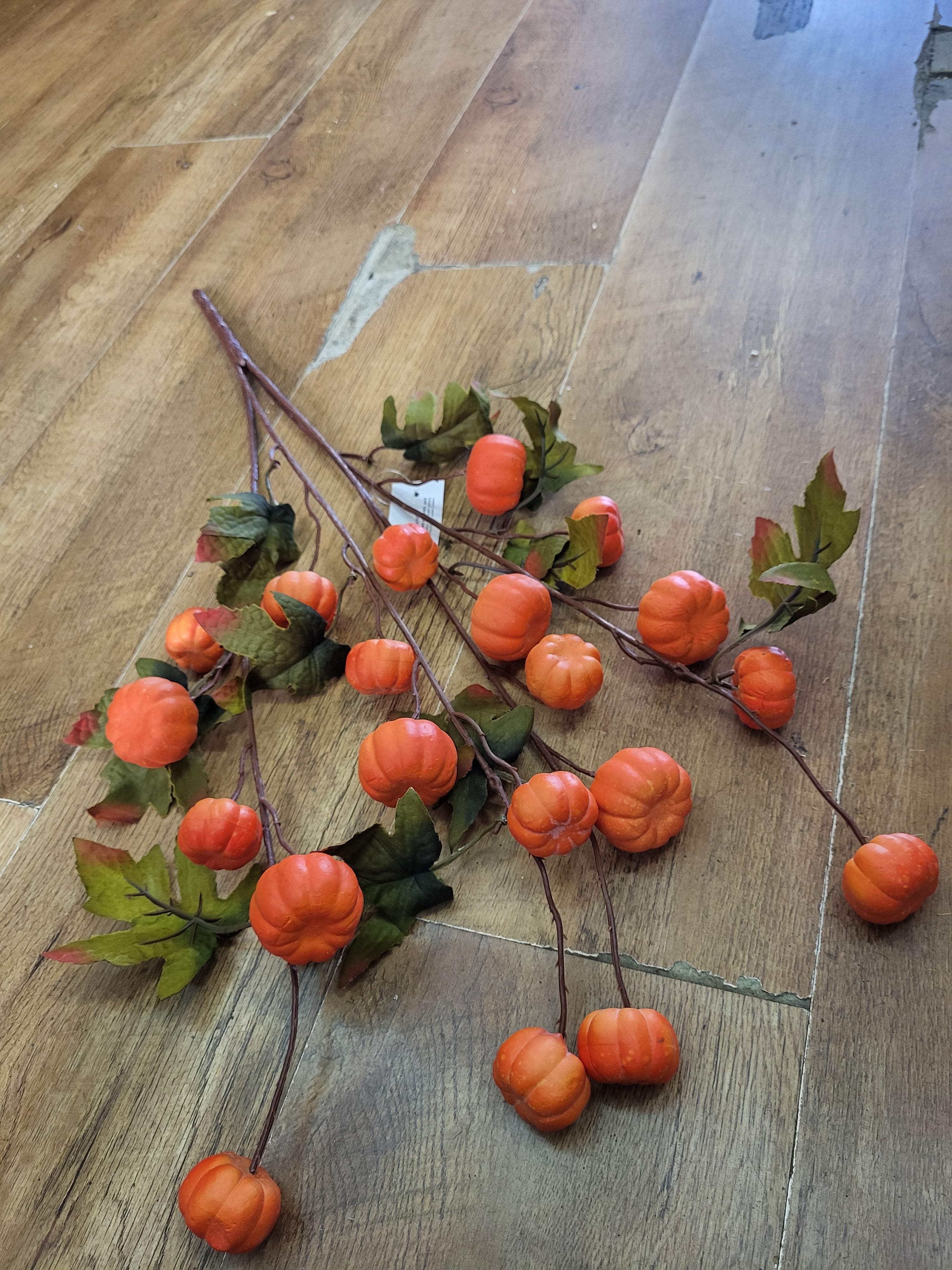 Large 4 stemmed pumpkin spray bunch image 2