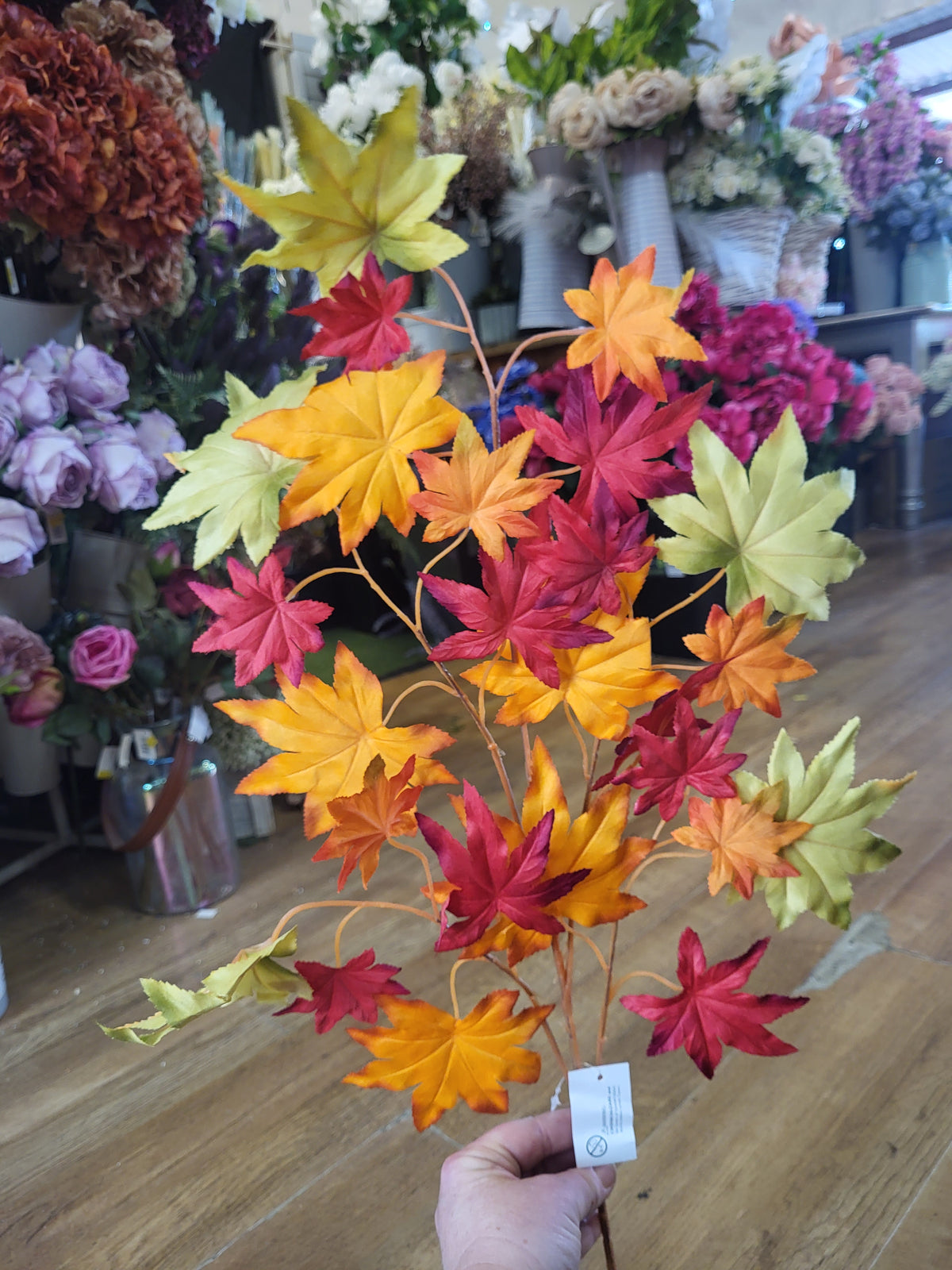 Bundle of 3 Autumnal maple leaf branches image 3