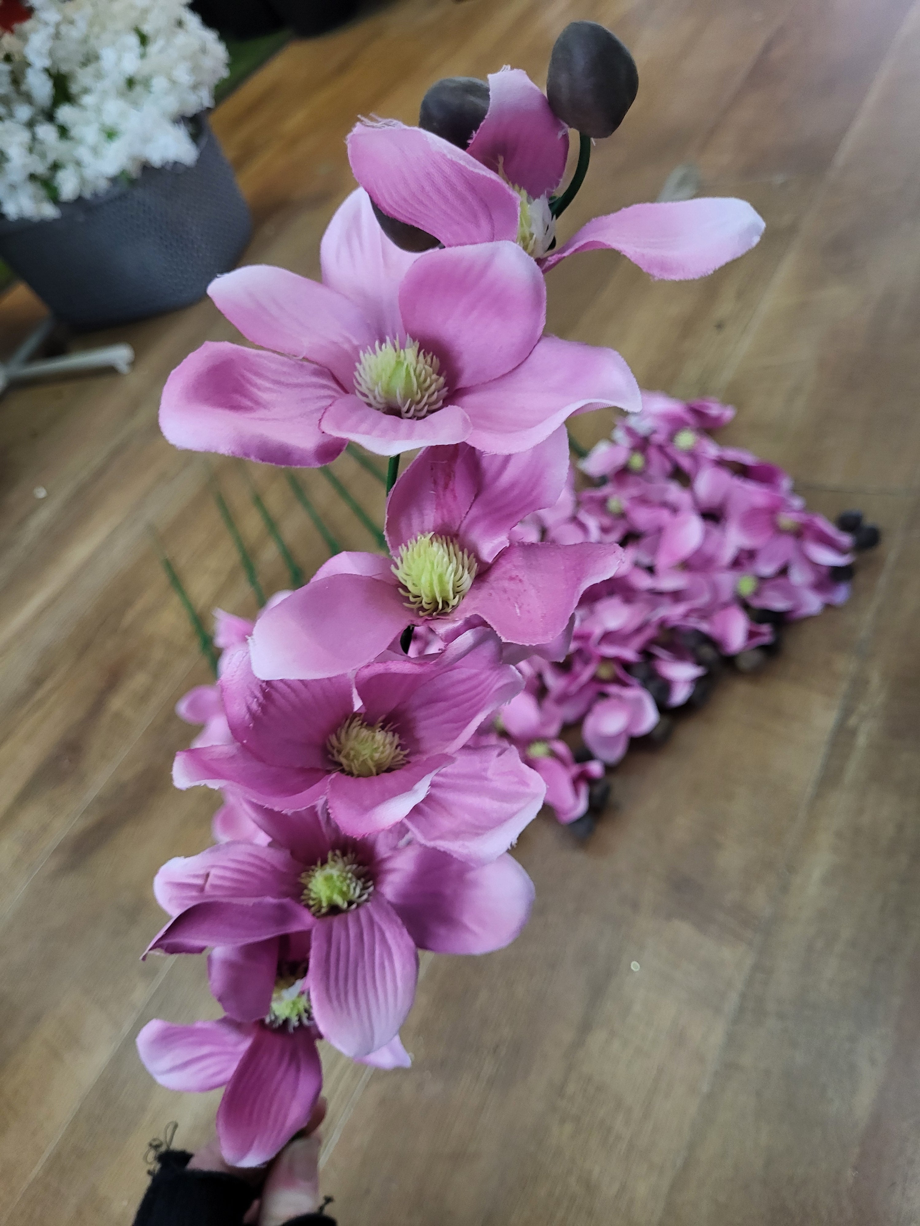 Bundle of 10 long stem pink magnolias image 4