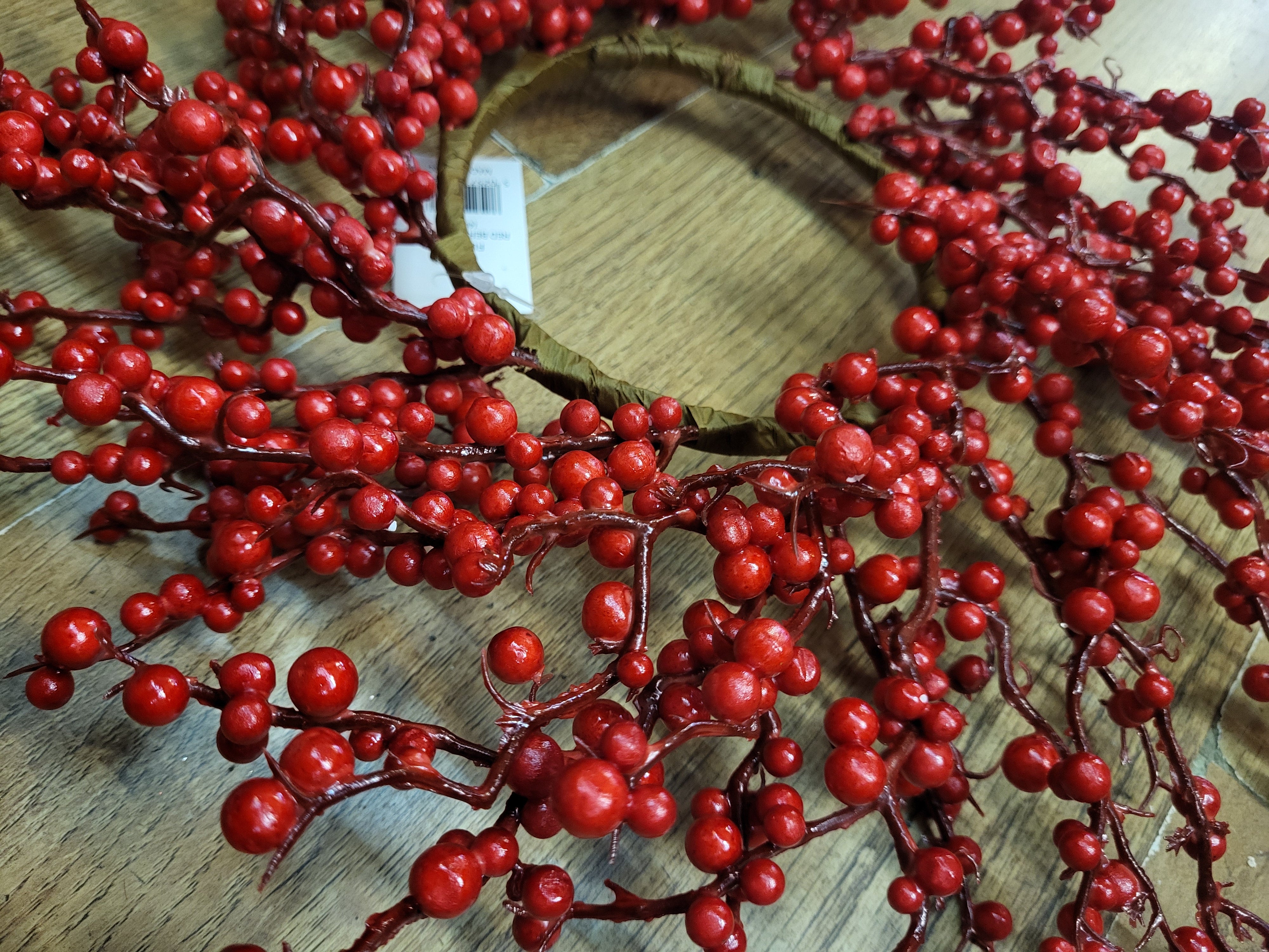 Glossy red berries small wreath  (or candle ring)  image 1