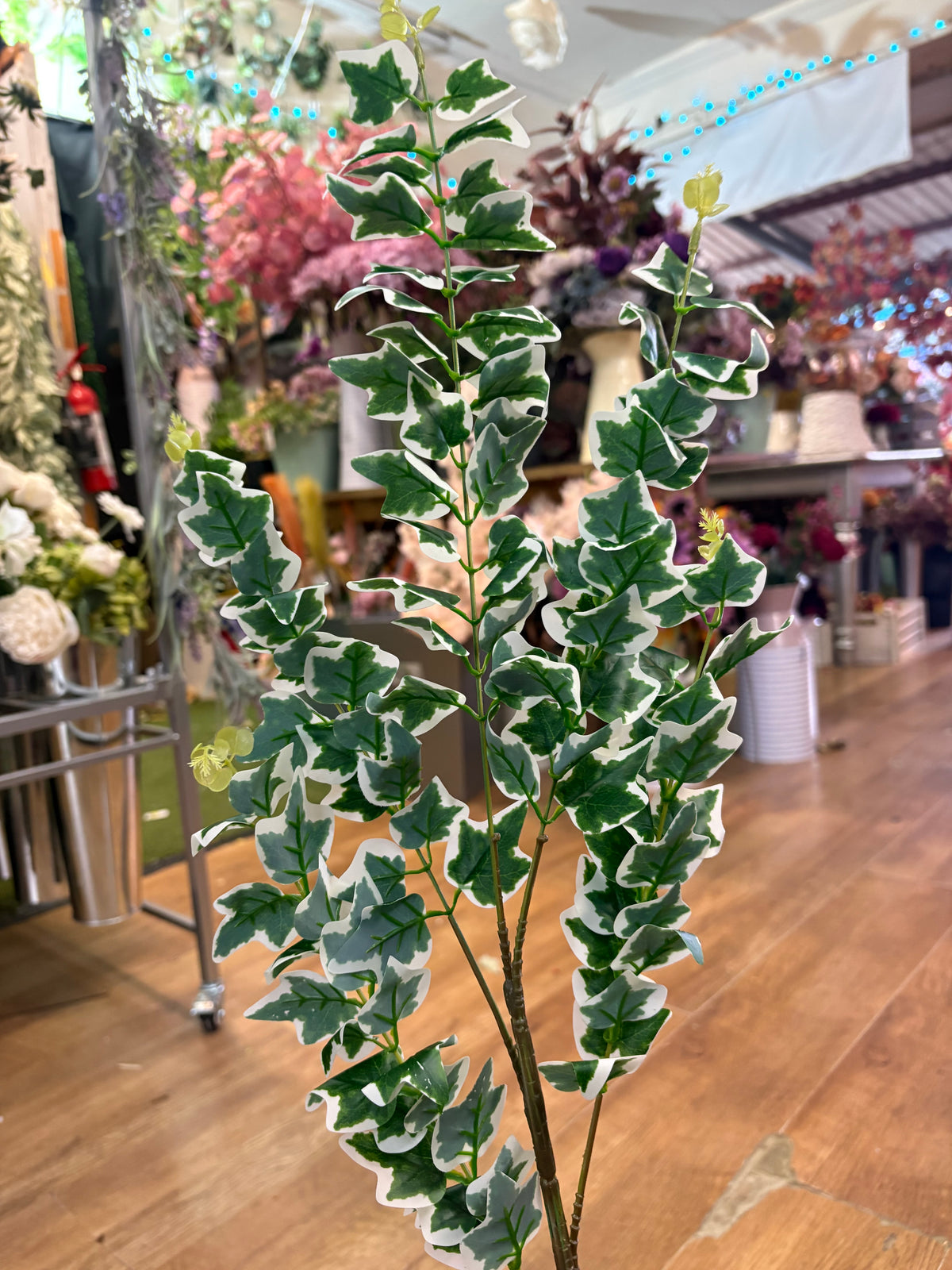 90cm long stem Ivy spray
