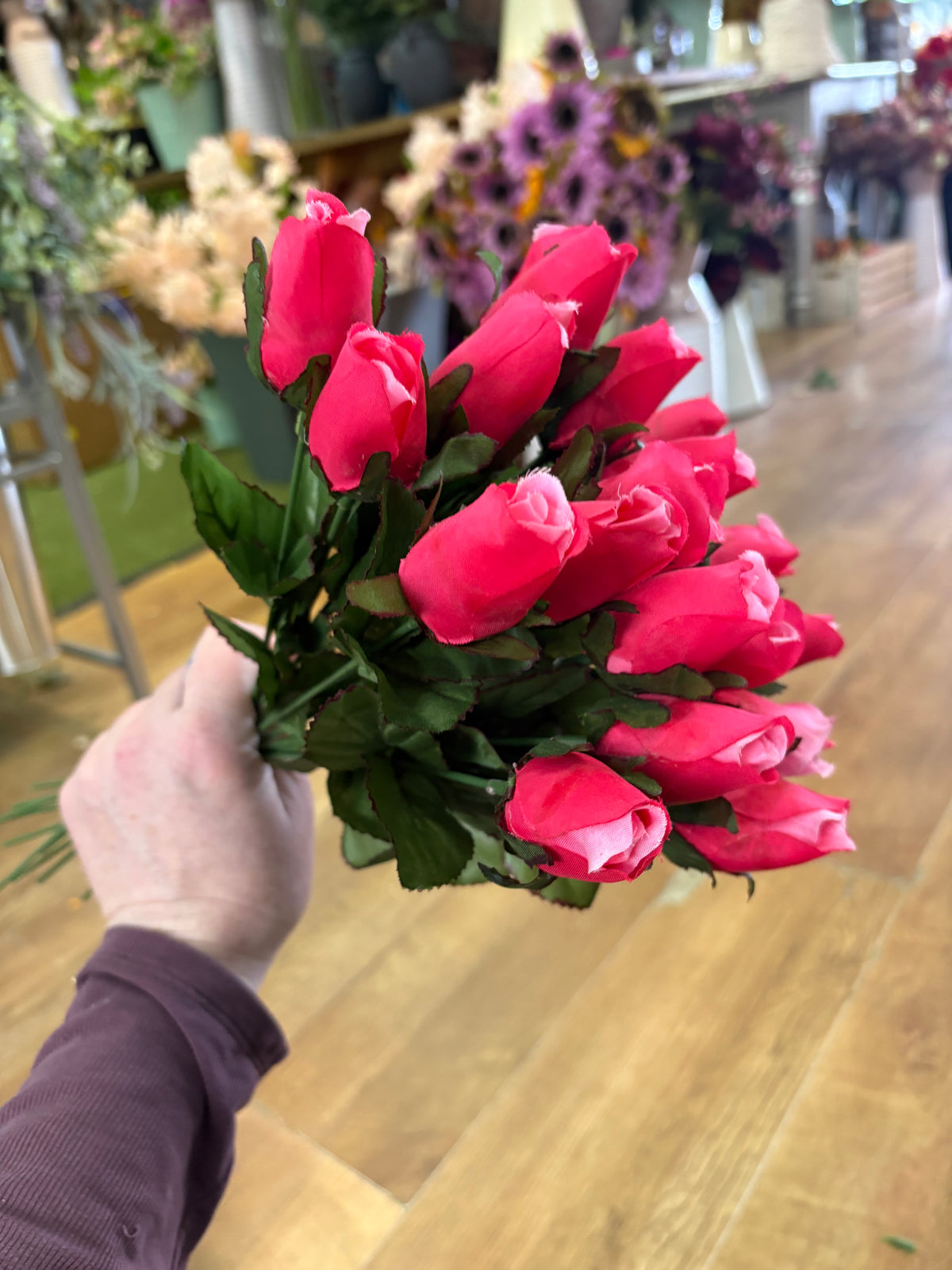 Bundle of 20 long stem hot pink closed rose picks