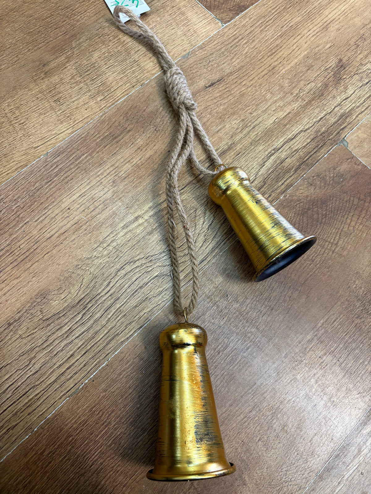 50cm hanging rope and gold bells