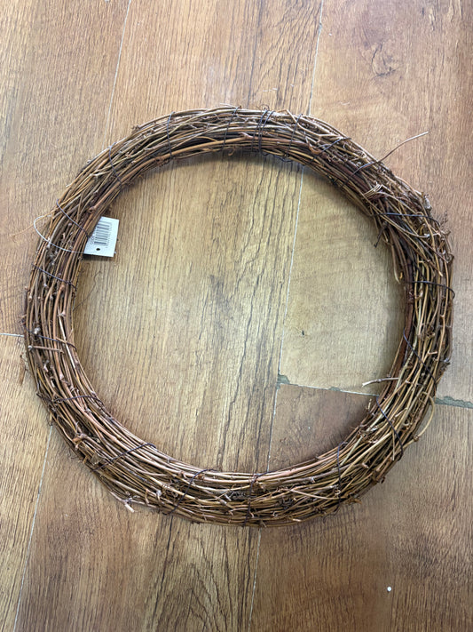 Approx 35cm grapevine wreath