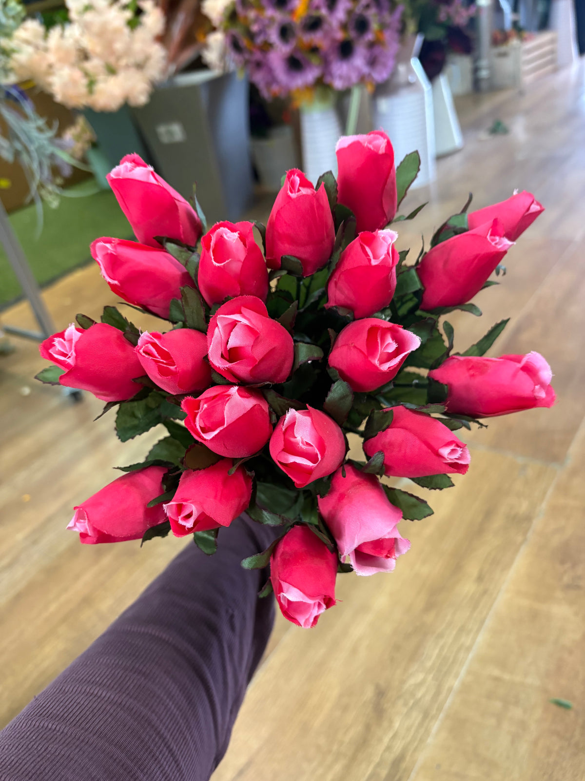 Bundle of 20 long stem hot pink closed rose picks