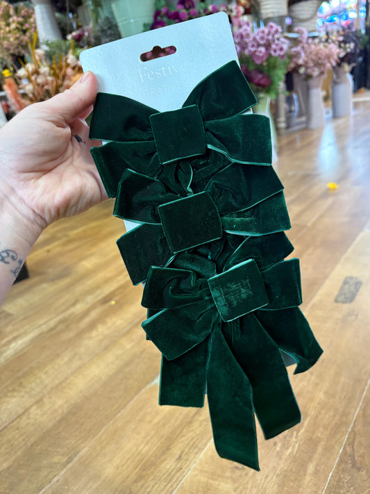 Pack of 3 deep green velvet tie on  Bows