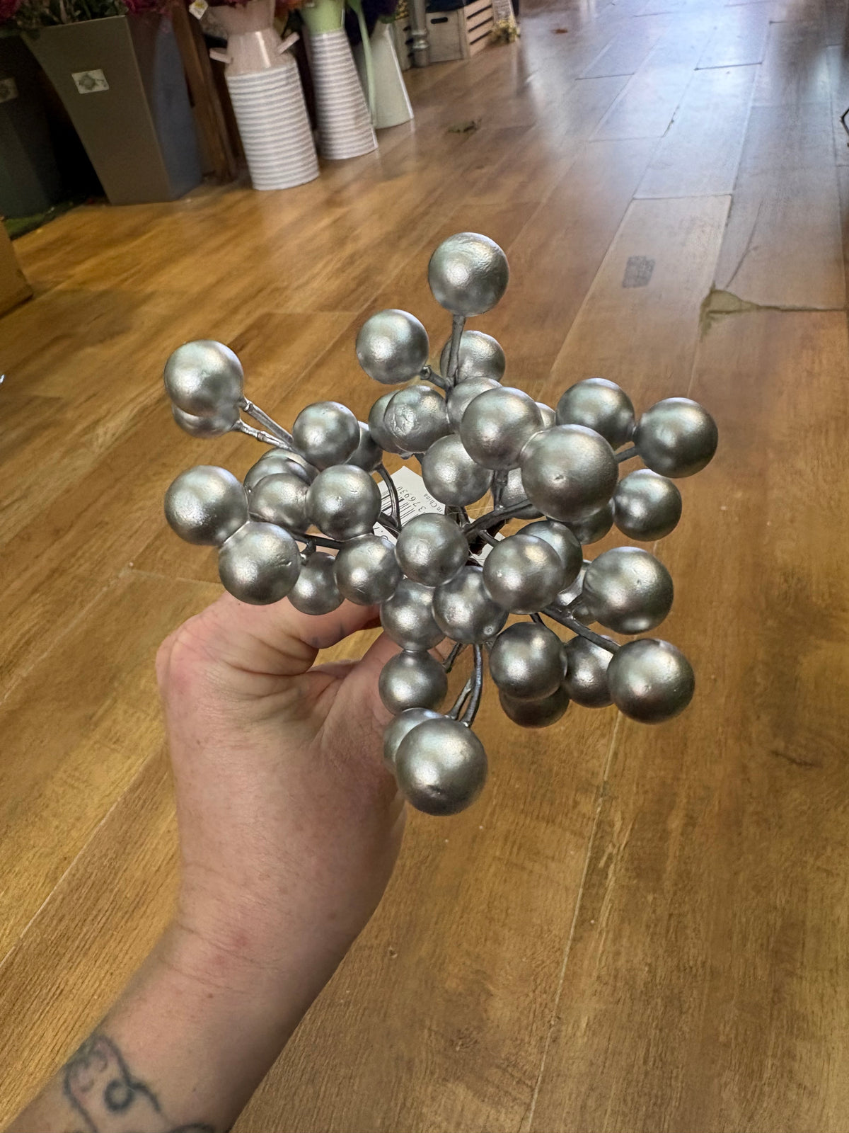 Silver cluster berry pick