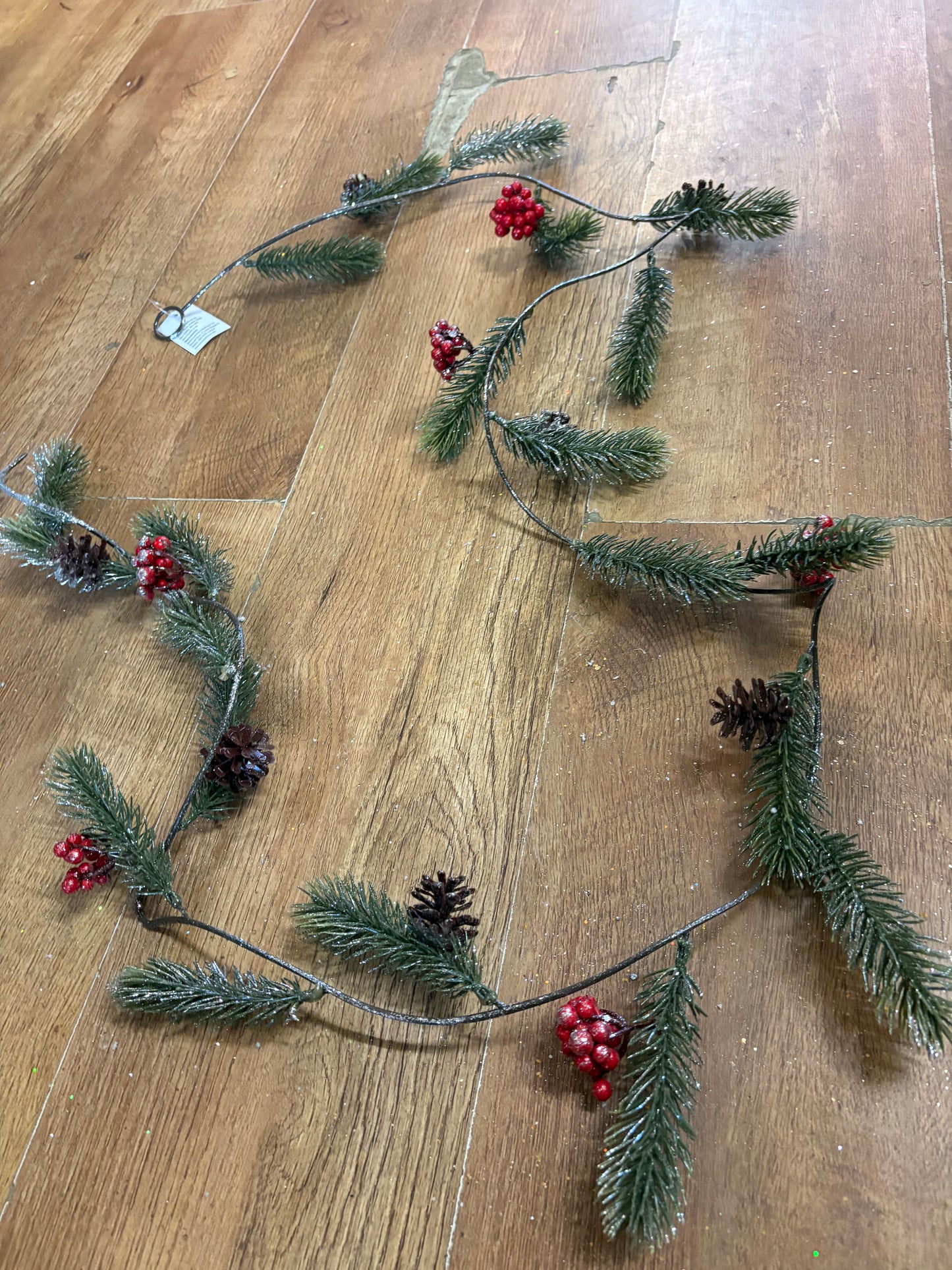 180cm glittered spruce with berries and cones garland