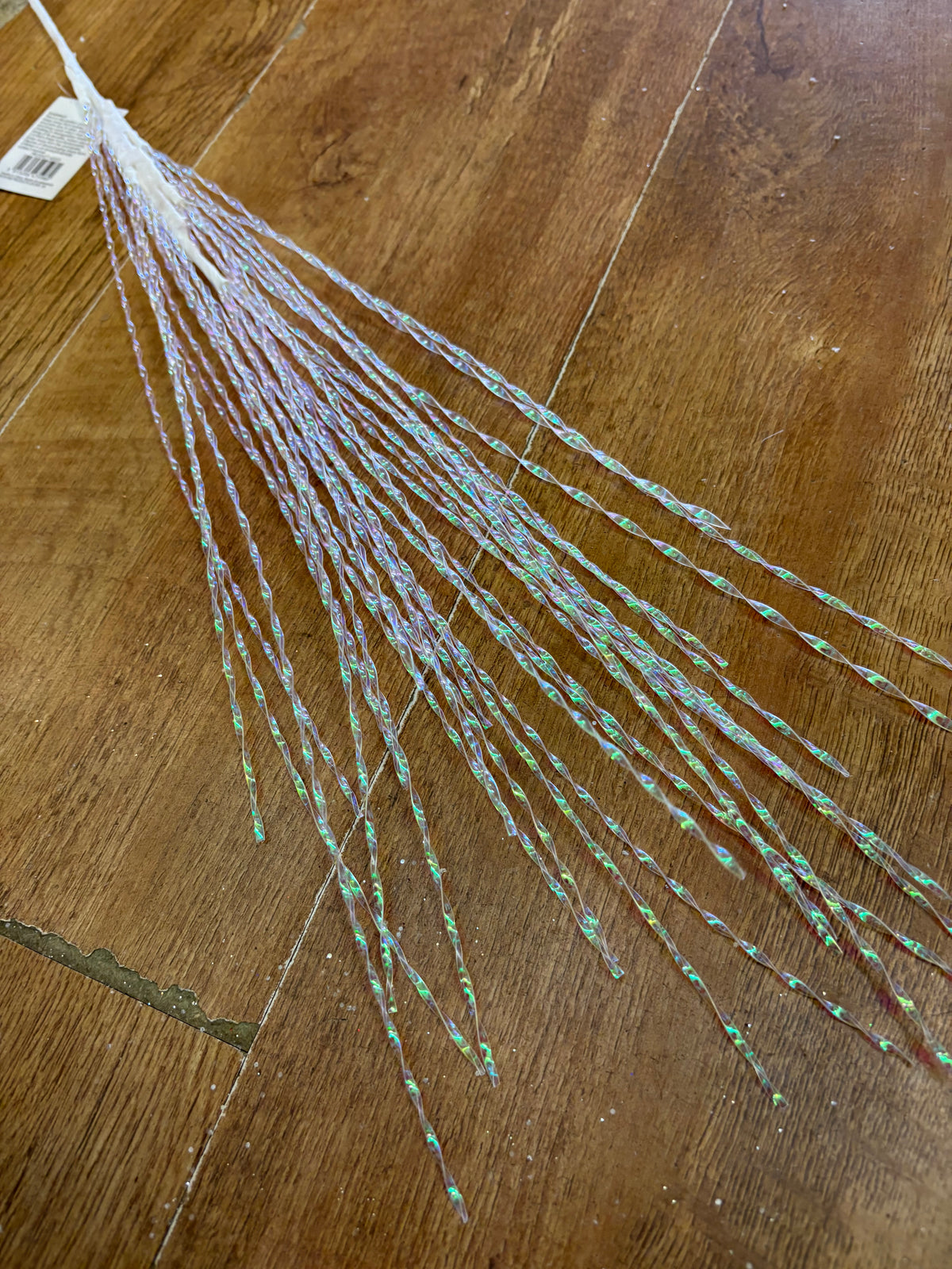 Long stem ‘blue look’ twirly spray