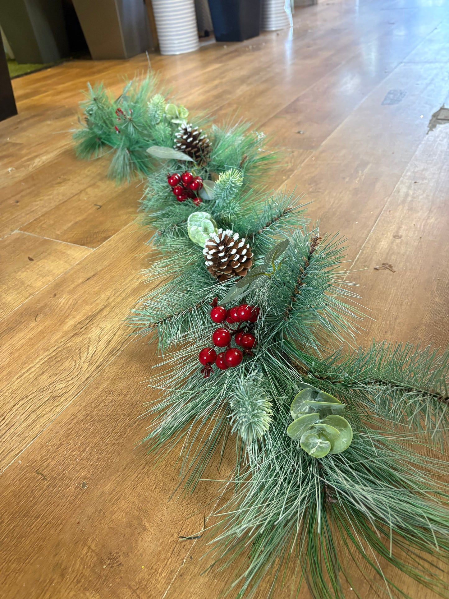 120cm frosted cone garland