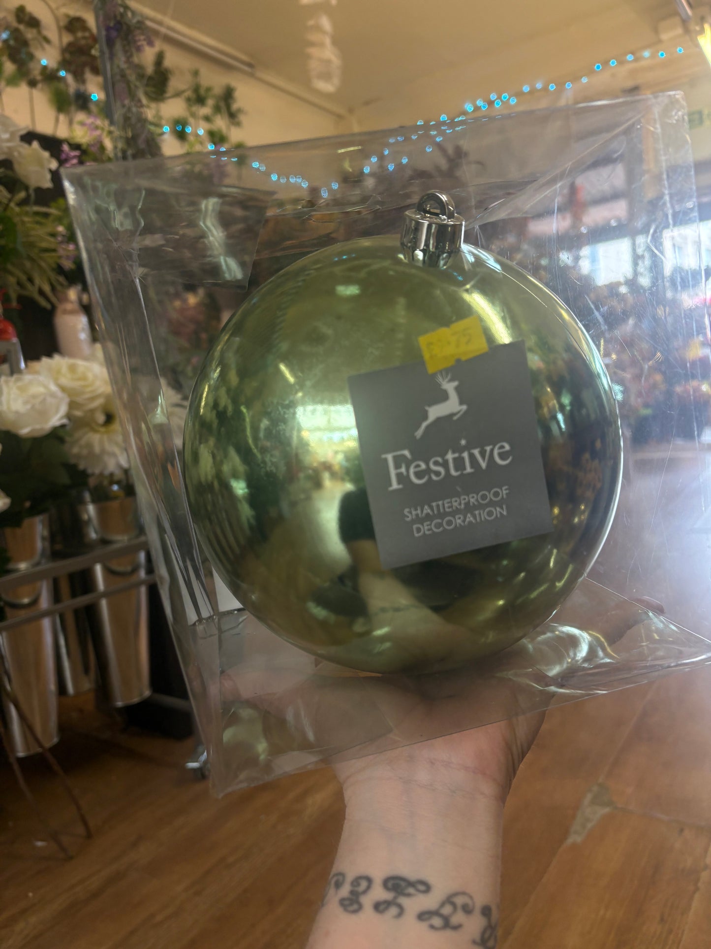 Large 20cm green bauble