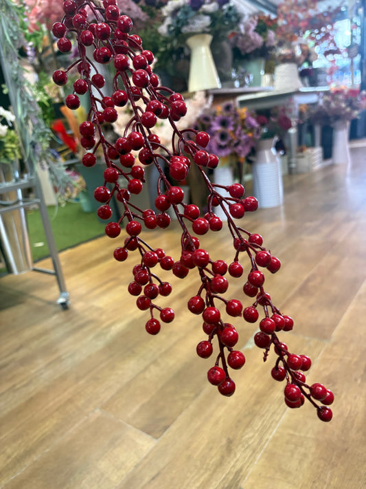 83cm hanging triple red berry stem