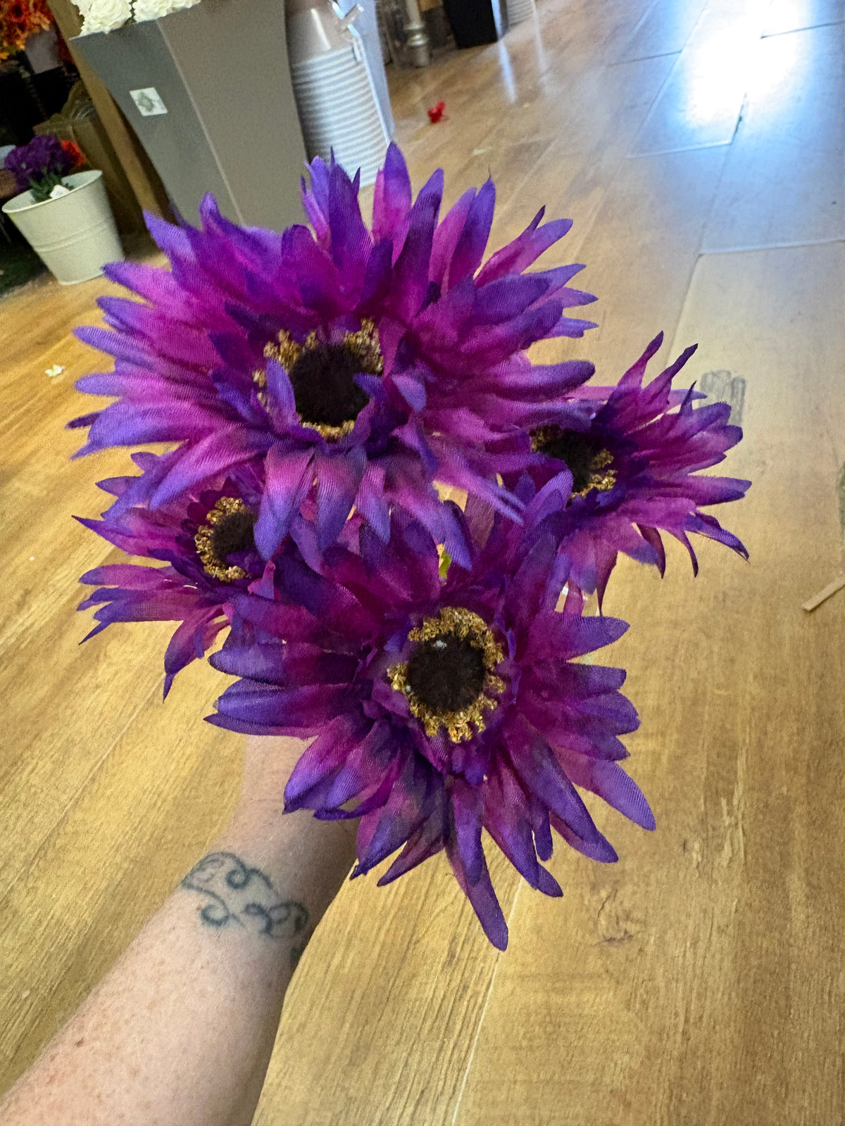 Autumn gerbera bush - 4 colours available