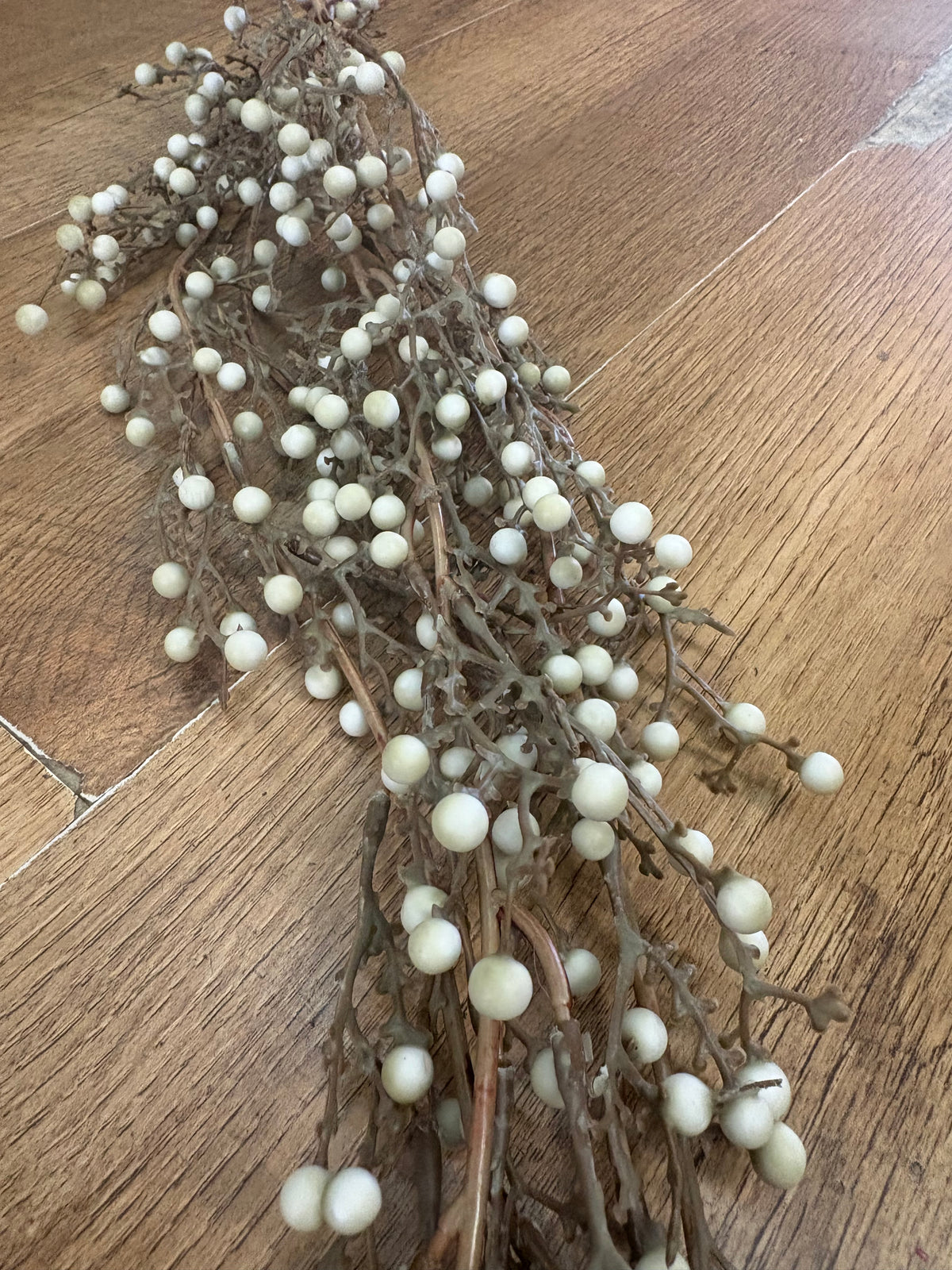 100cm trailing cream mini bud berry
