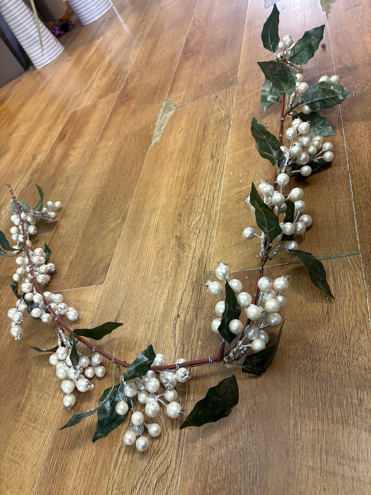 130cm pearl berry garland