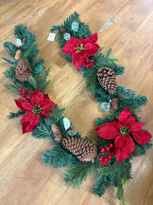 180cm poinsettia and red berry garland