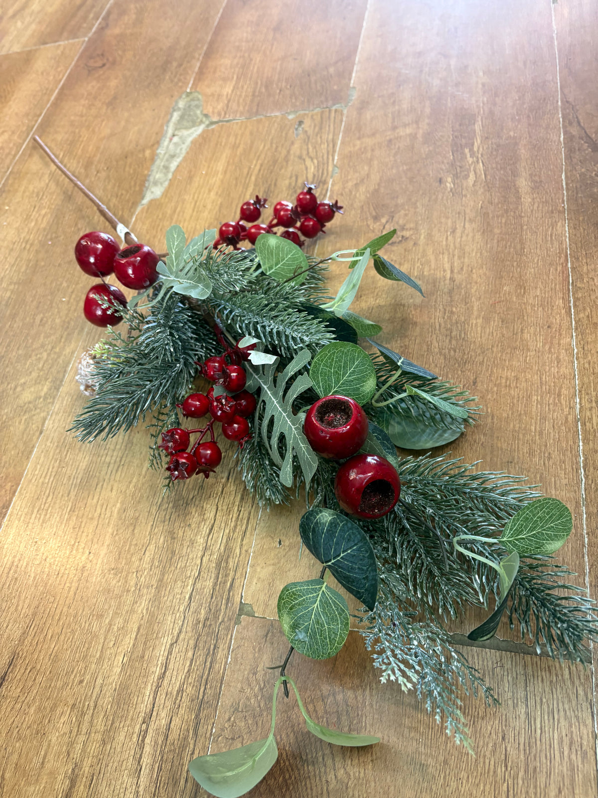 Deluxe frosted foliage and fruits stem
