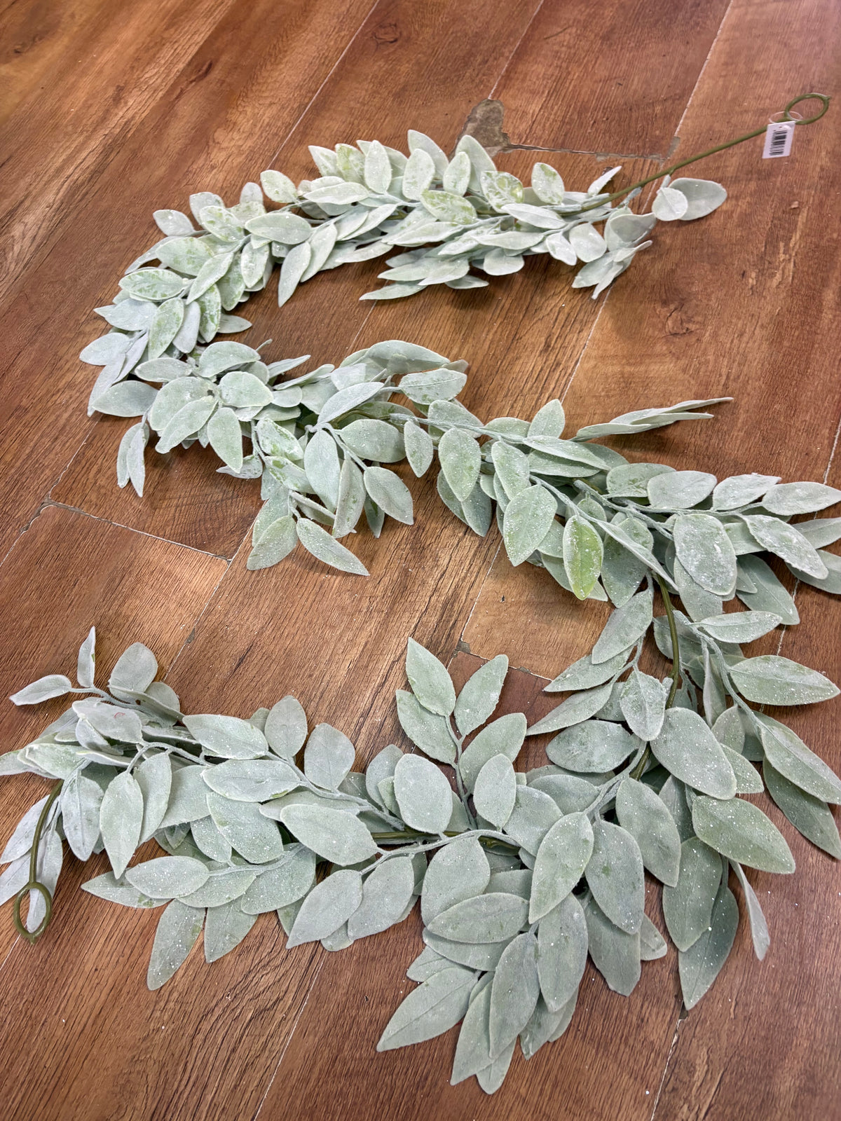 180cm flocked and slightly sparkled sage leaf garland