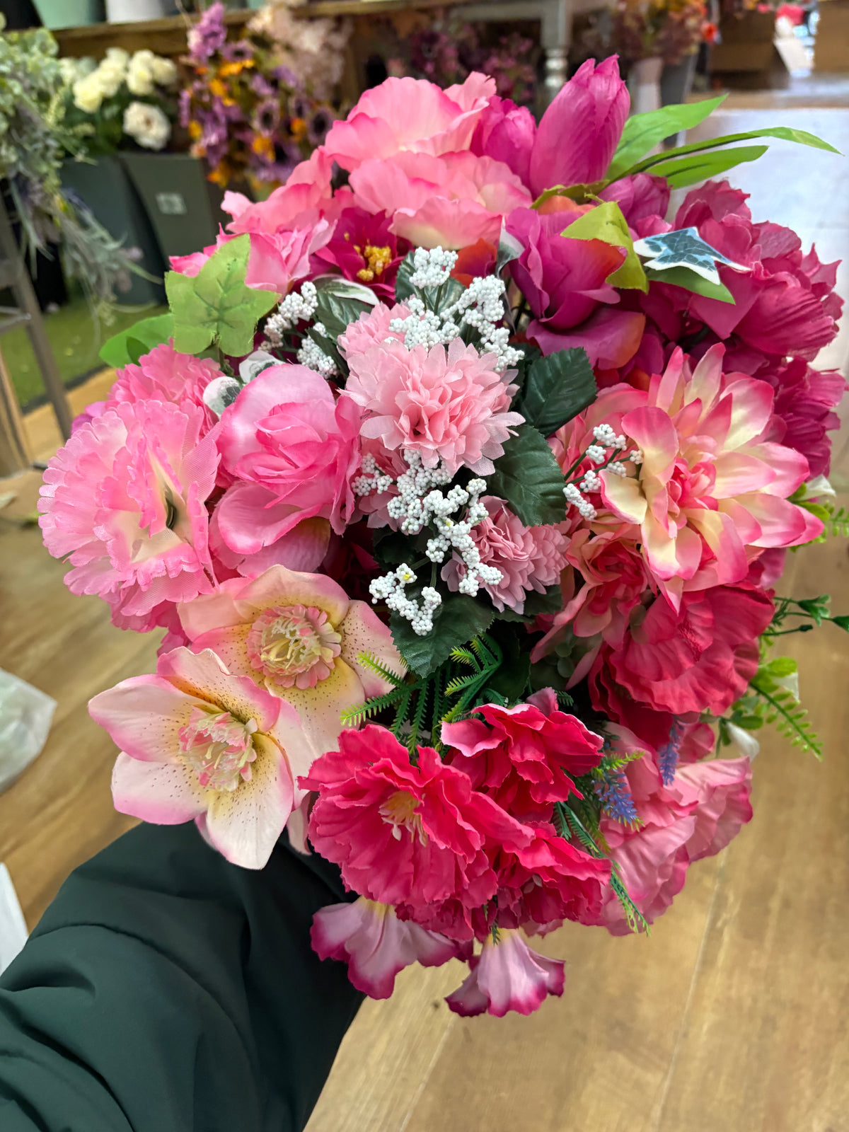 Box 5 - 20 mixed bunches