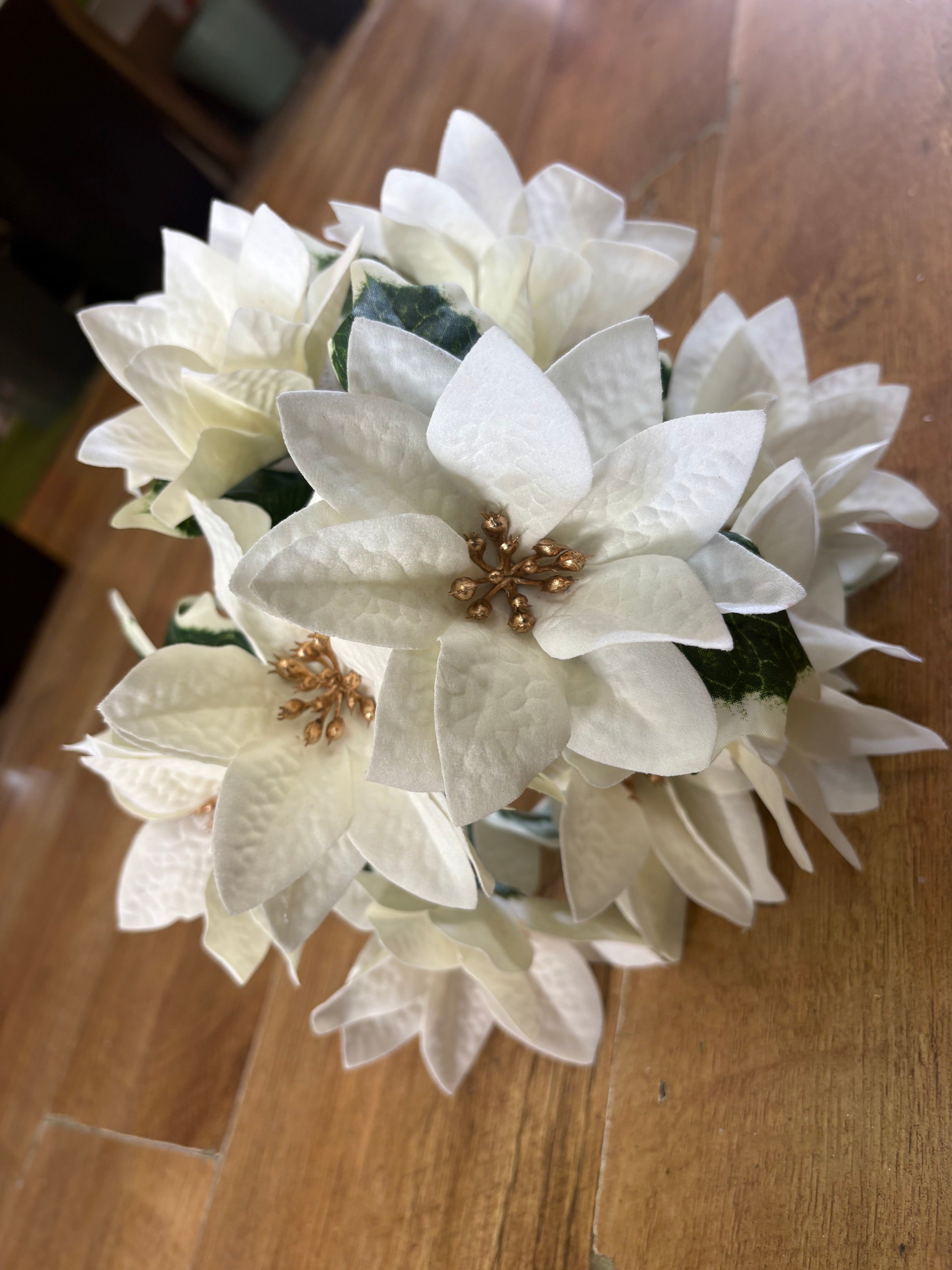 Ivory velvet poinsettia bunch
