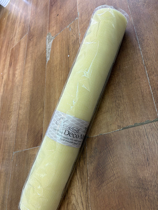 53cm x 9.1m (10 yrds) deco mesh - it says ivory but looks cream