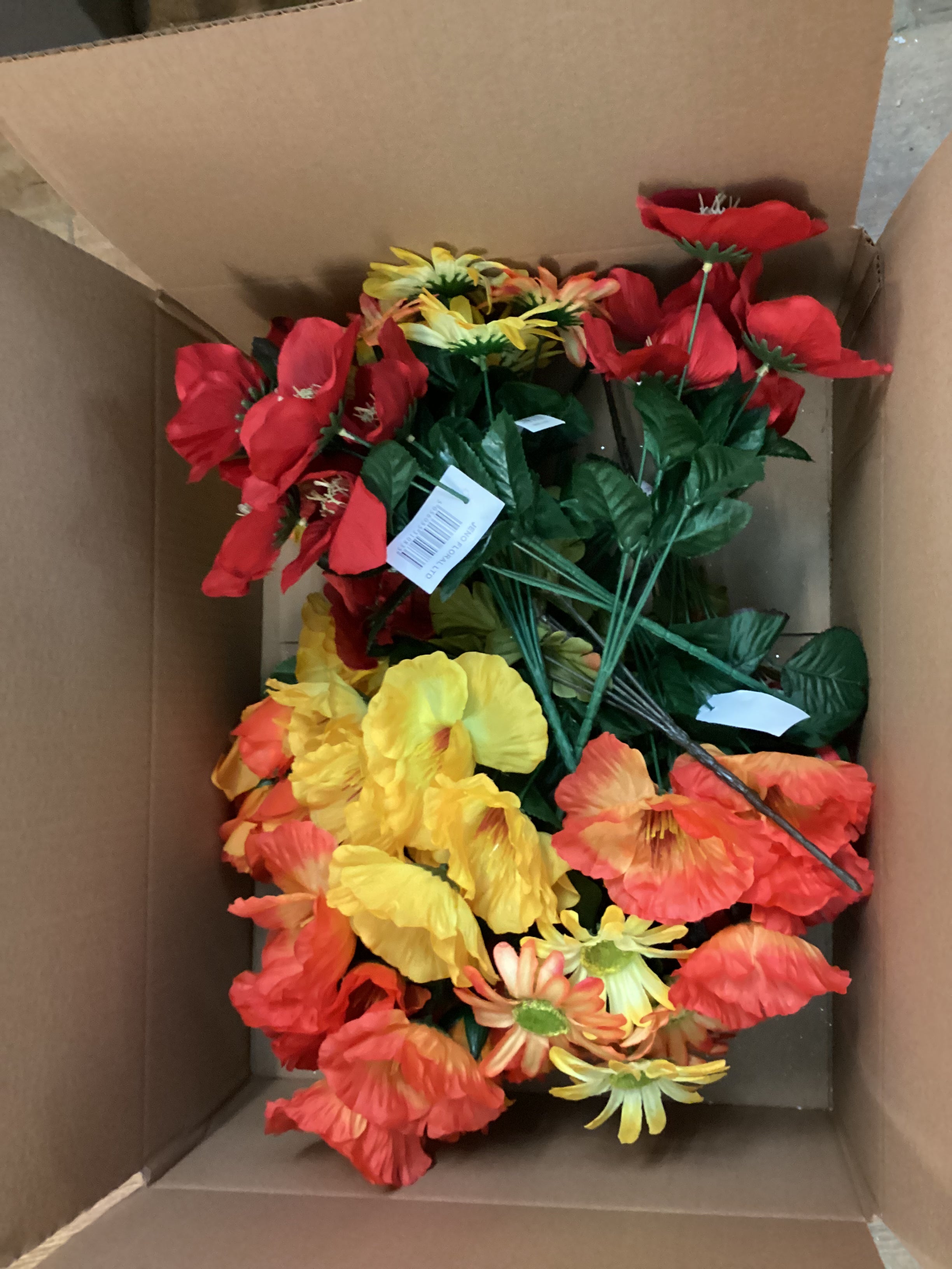 Box 3 - 20 bunches of flowers/foliage