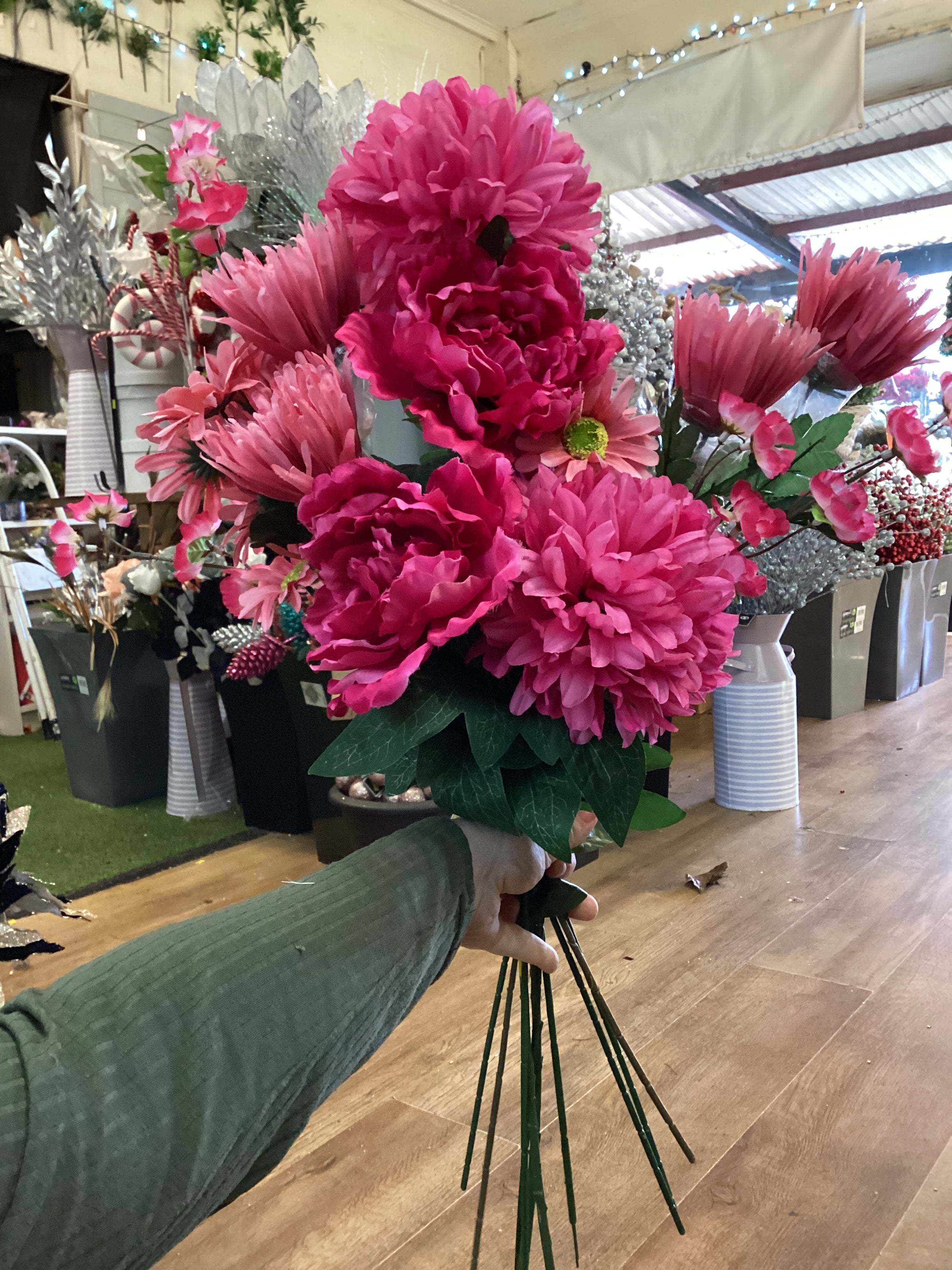 Clearance long stem 6 - 10 mixed stems