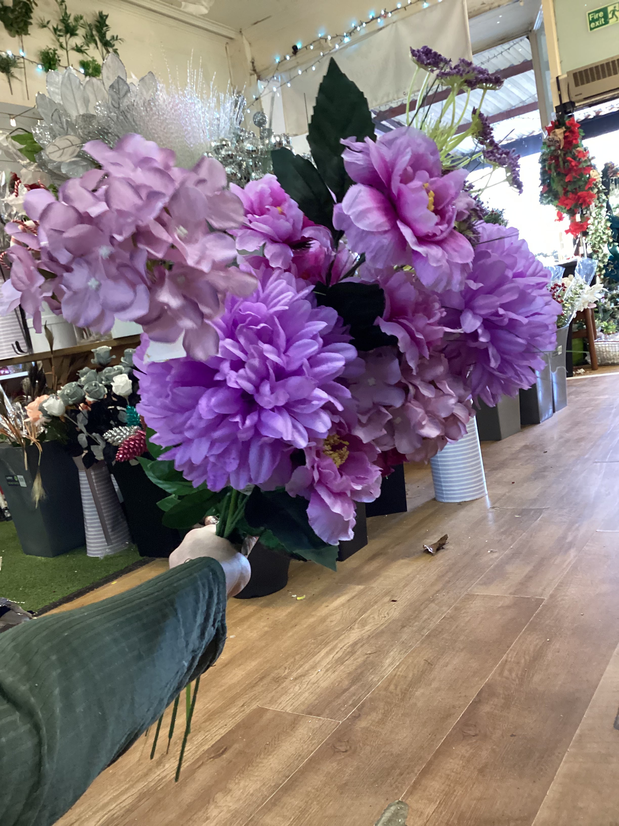 Clearance long stem 8 - 10 mixed stems